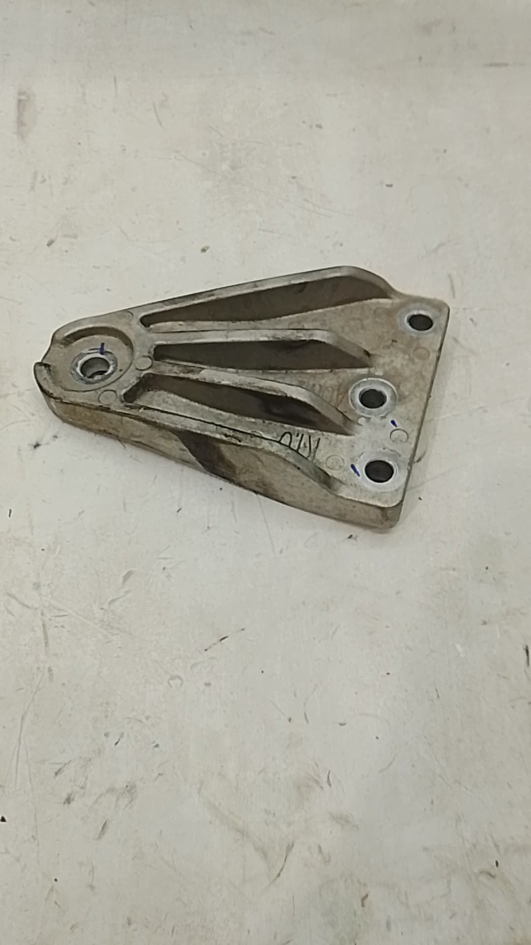 Soporte motor HYUNDAI I10 (AC3)