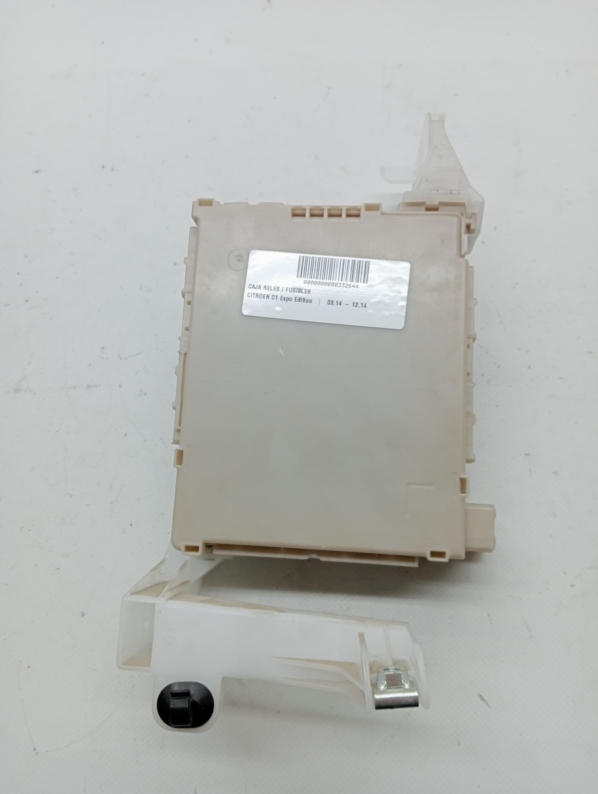 Caja reles / fusibles CITROEN C1