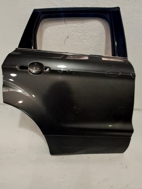 Puerta trasera derecha FORD KUGA (CBV)