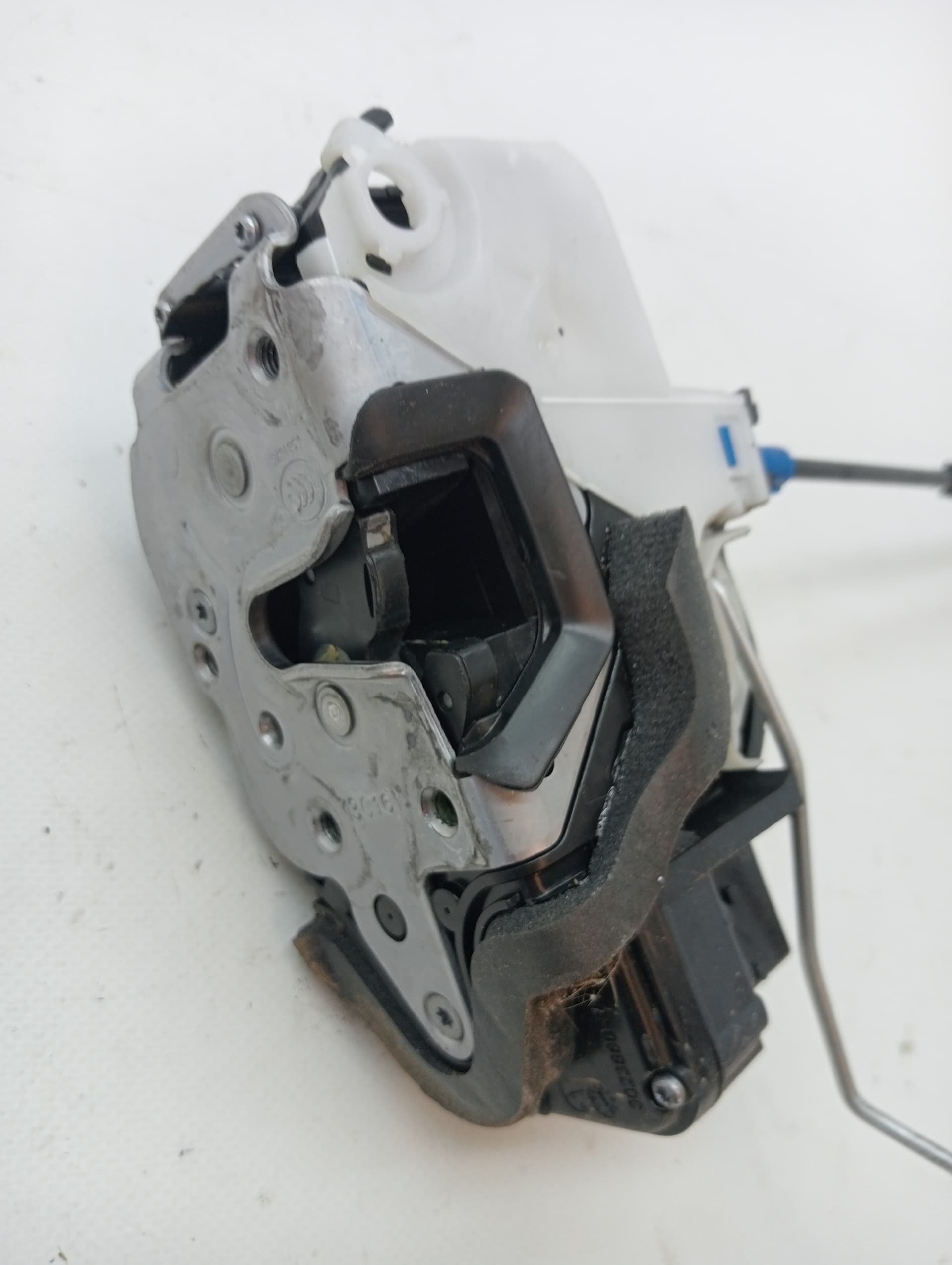 Cerradura puerta delantera derecha OPEL ASTRA J SPORTS TOURER 2