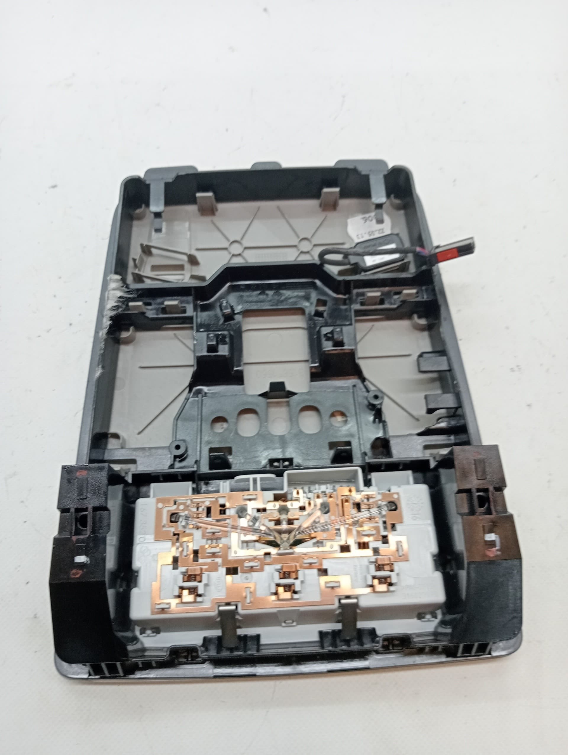 Luz interior OPEL ASTRA J SPORTS TOURER 3