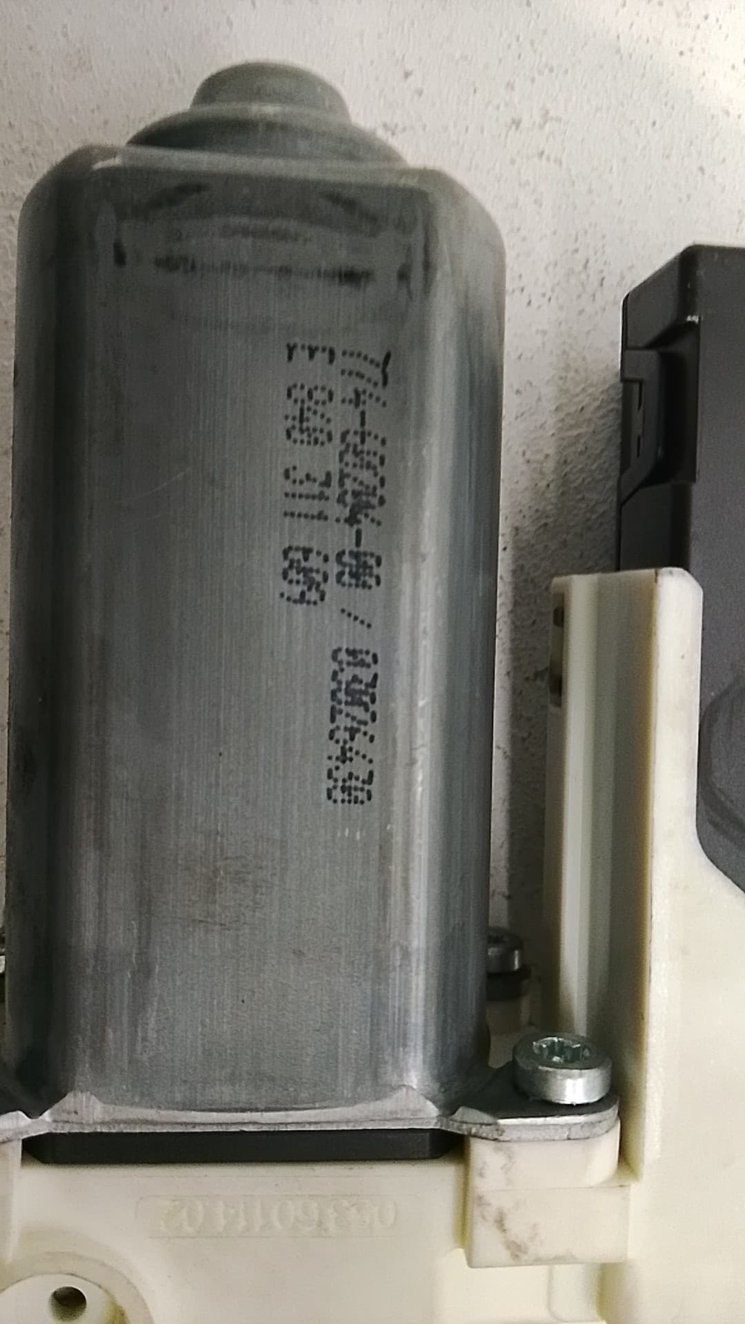 Motor elevalunas delantero derecho SEAT LEON (1P1) 2