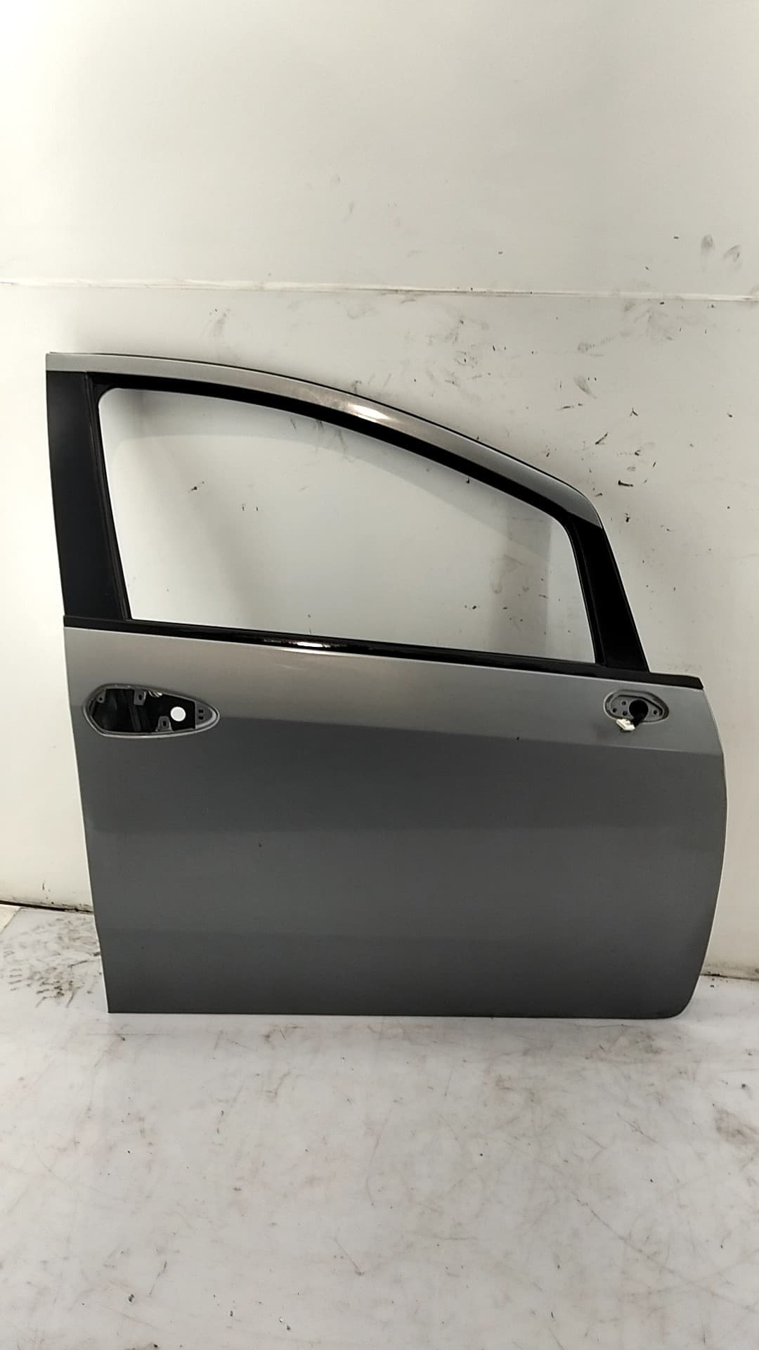 Puerta delantera derecha FIAT GRANDE PUNTO (199)
