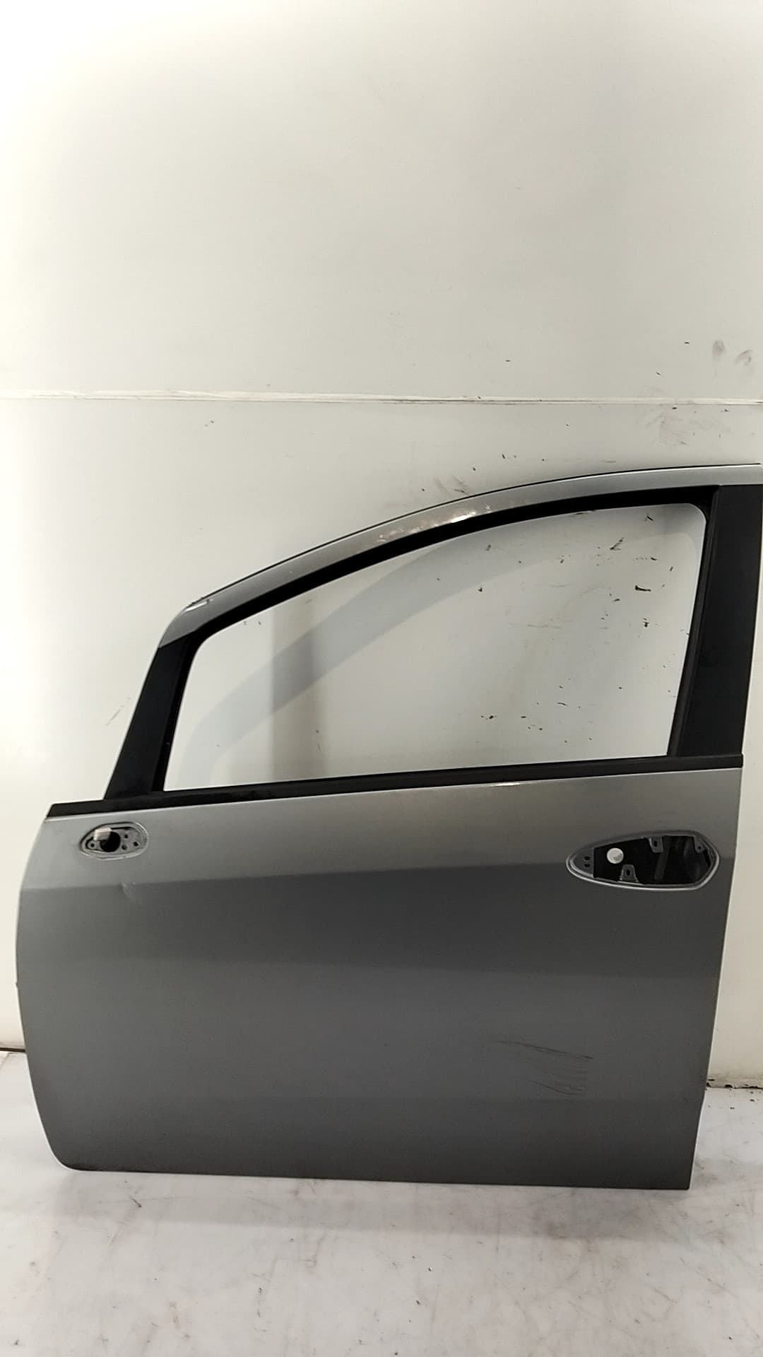 Puerta delantera izquierda FIAT GRANDE PUNTO (199)