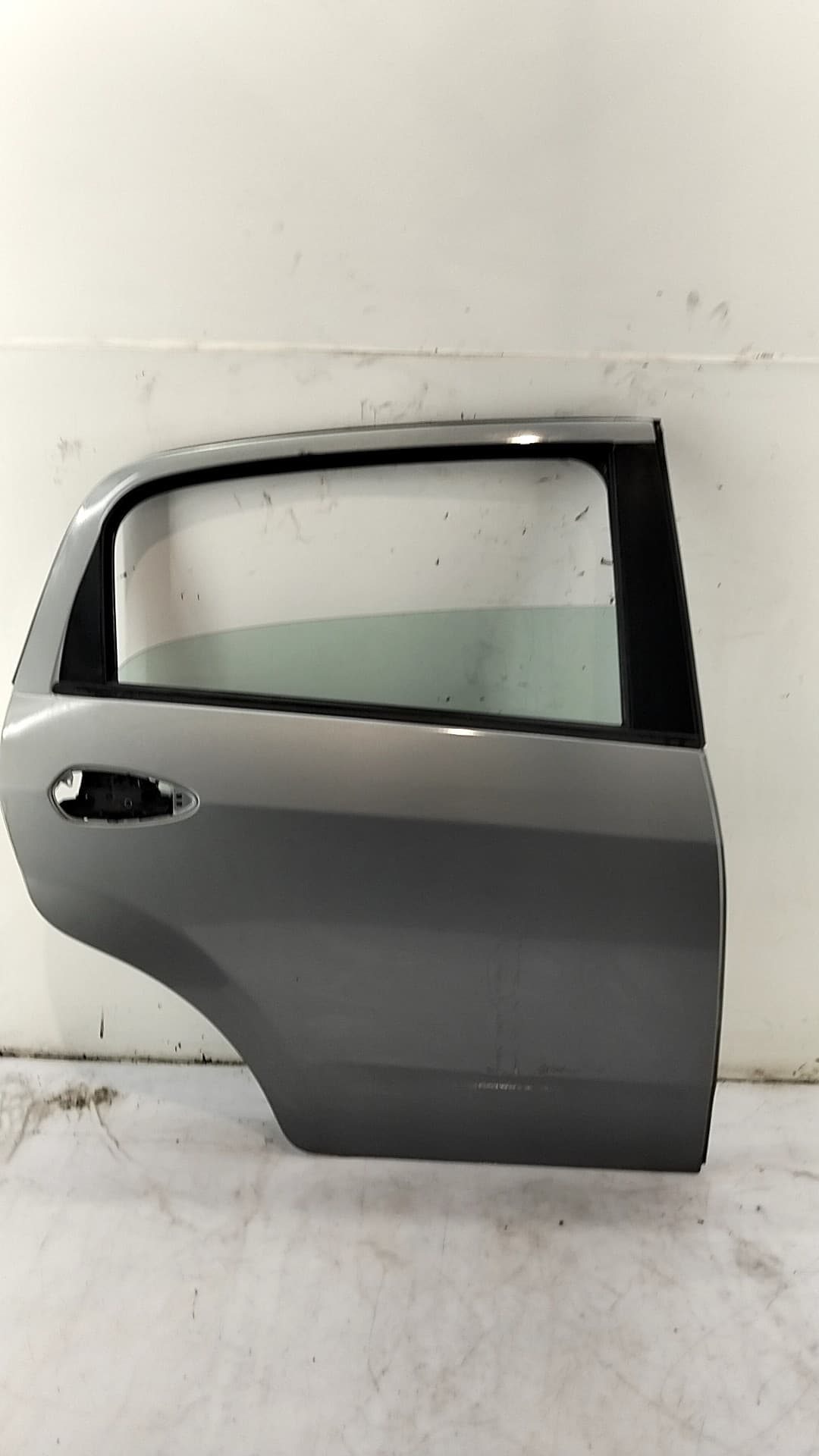 Puerta trasera derecha FIAT GRANDE PUNTO (199)