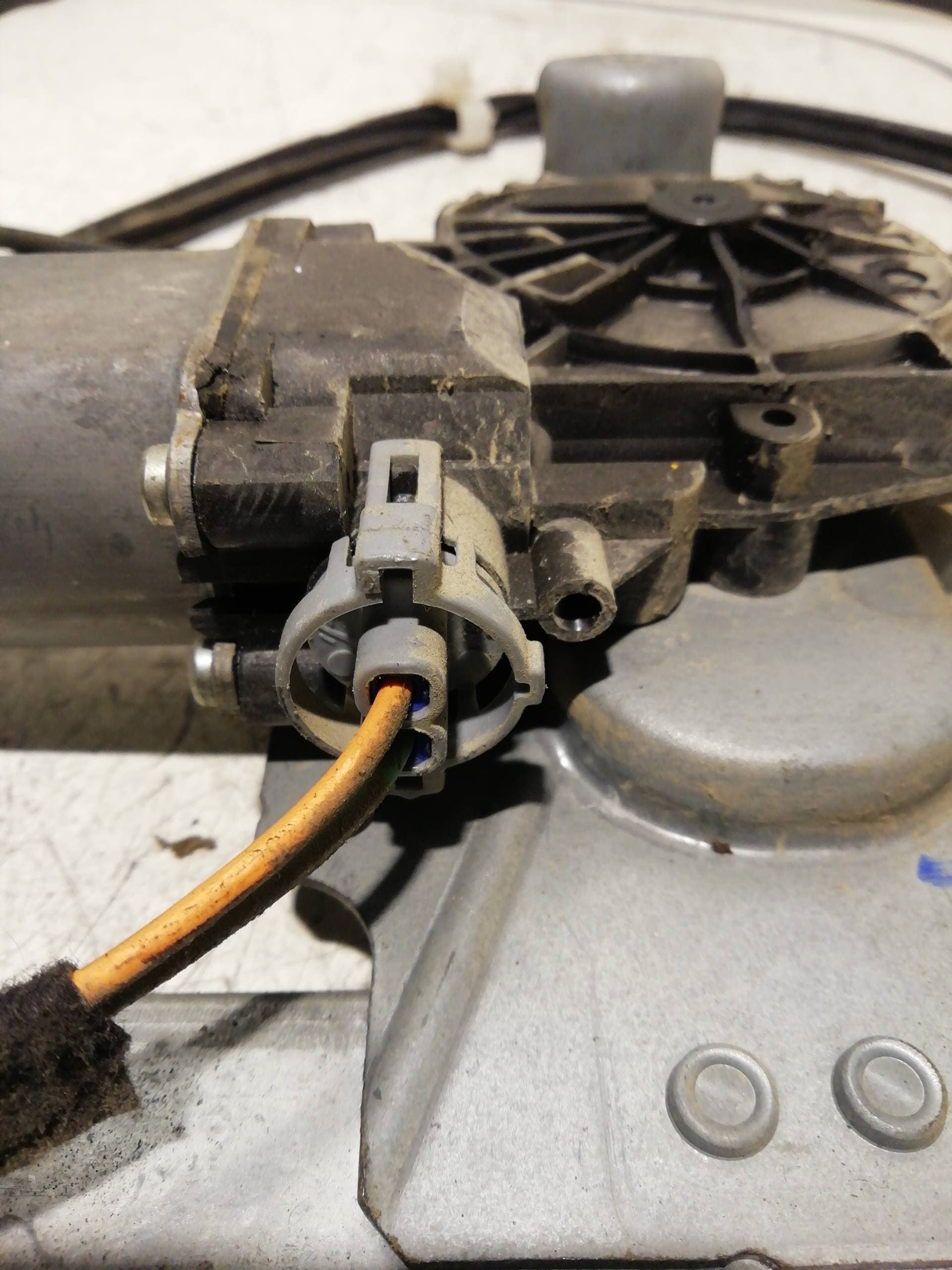Elevalunas delantero izquierdo RENAULT CLIO III 4
