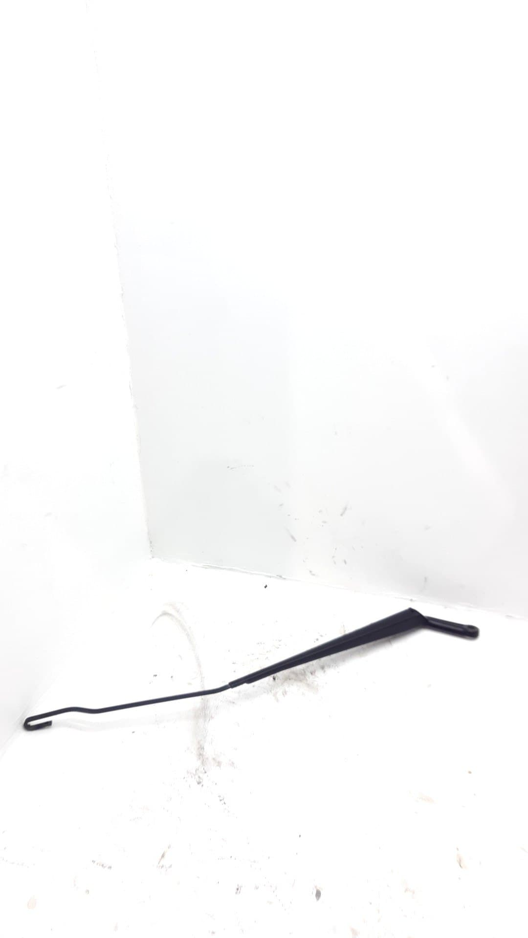 Brazo limpia delantero derecho PEUGEOT 206 BERLINA 2