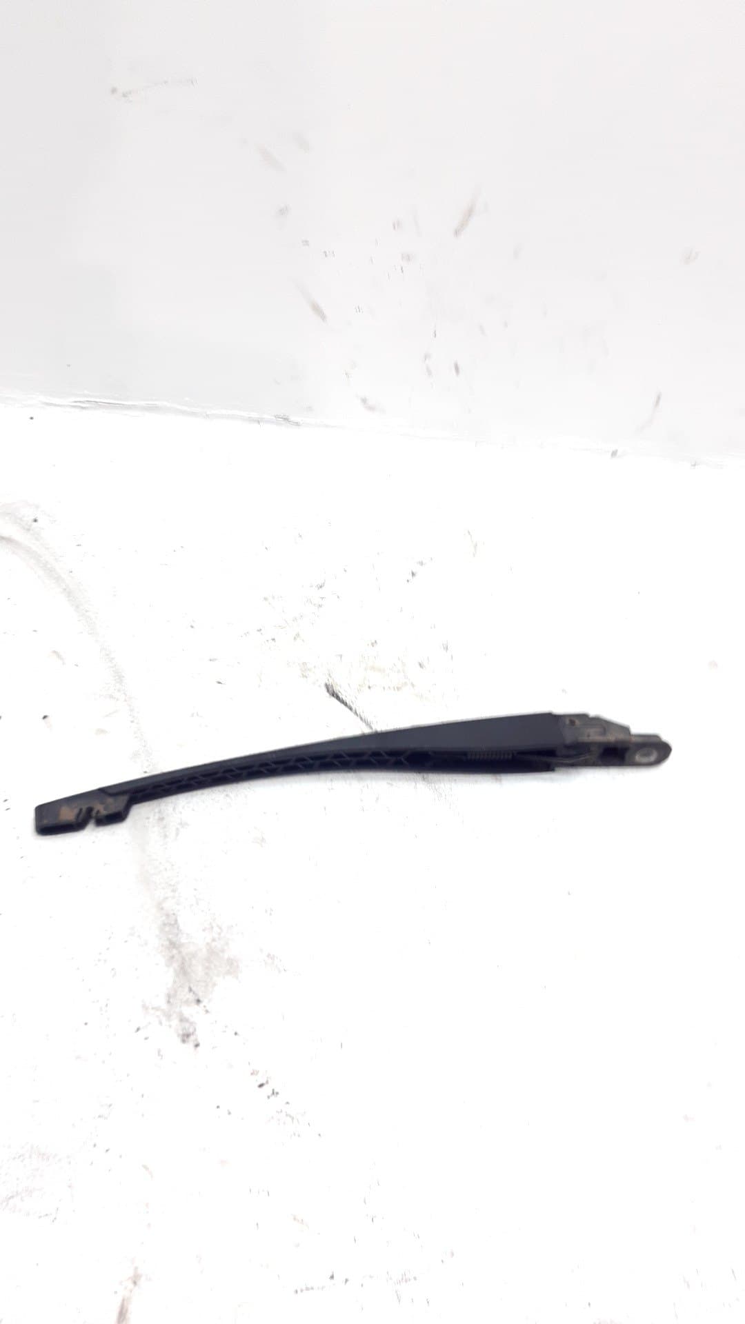Brazo limpia trasero PEUGEOT 206 BERLINA 3