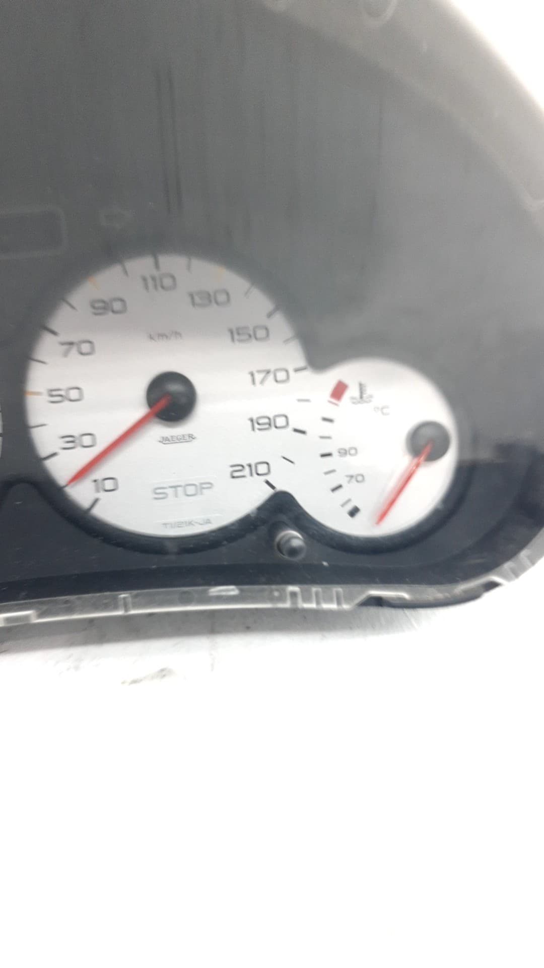 Cuadro instrumentos PEUGEOT 206 BERLINA 4