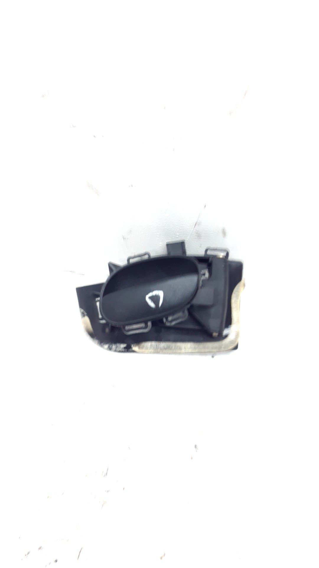 Maneta interior delantera derecha PEUGEOT 206 BERLINA