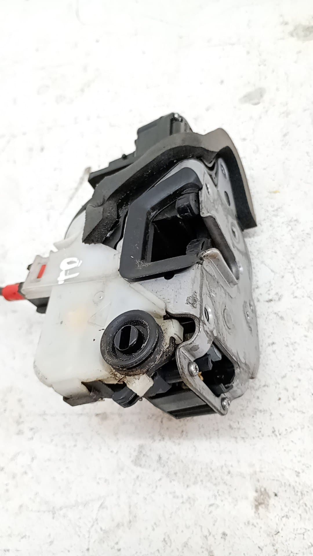 Cerradura puerta trasera derecha OPEL ZAFIRA TOURER 2
