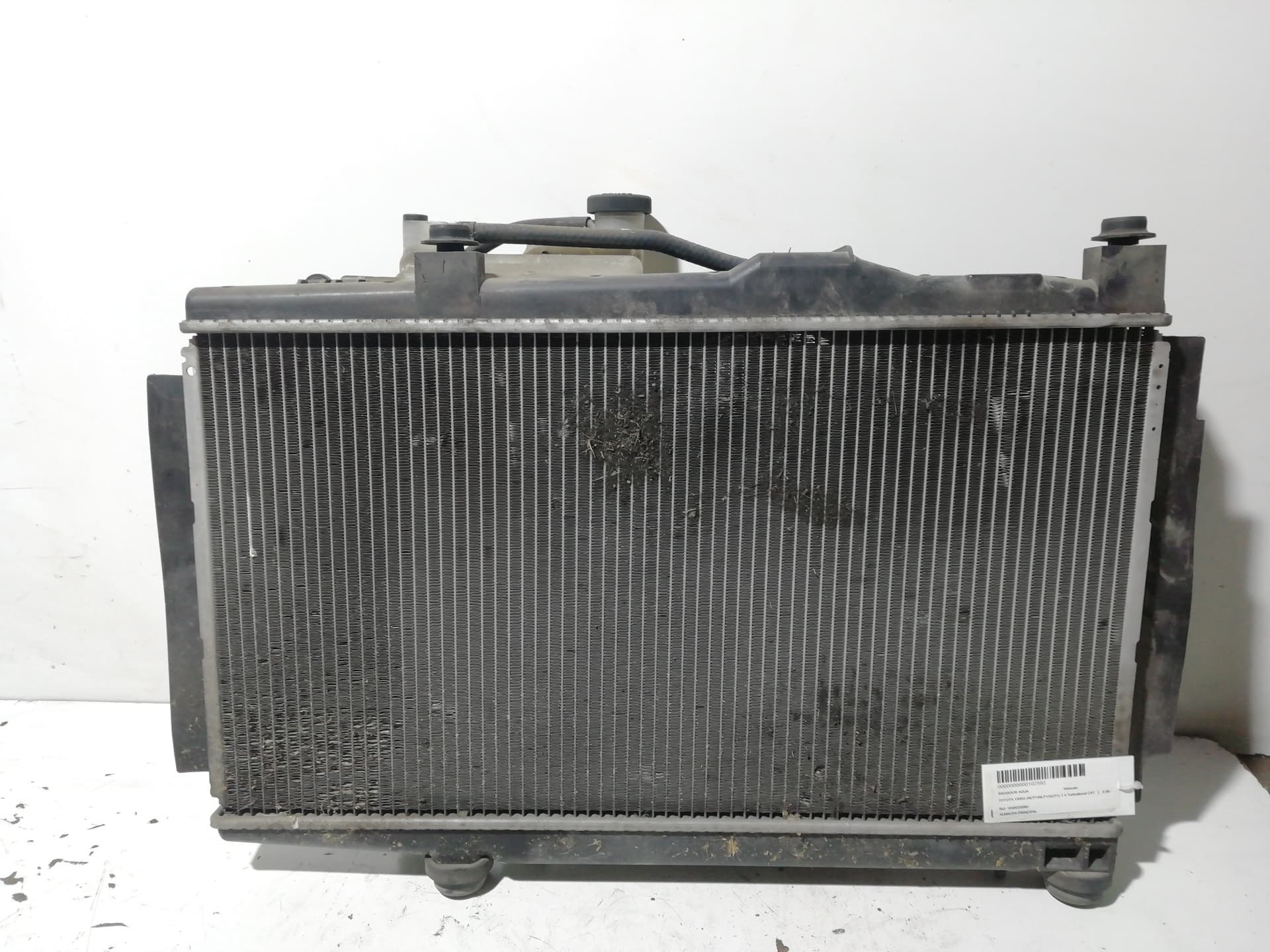 Radiador agua TOYOTA YARIS (NCP1/NLP1/SCP1)
