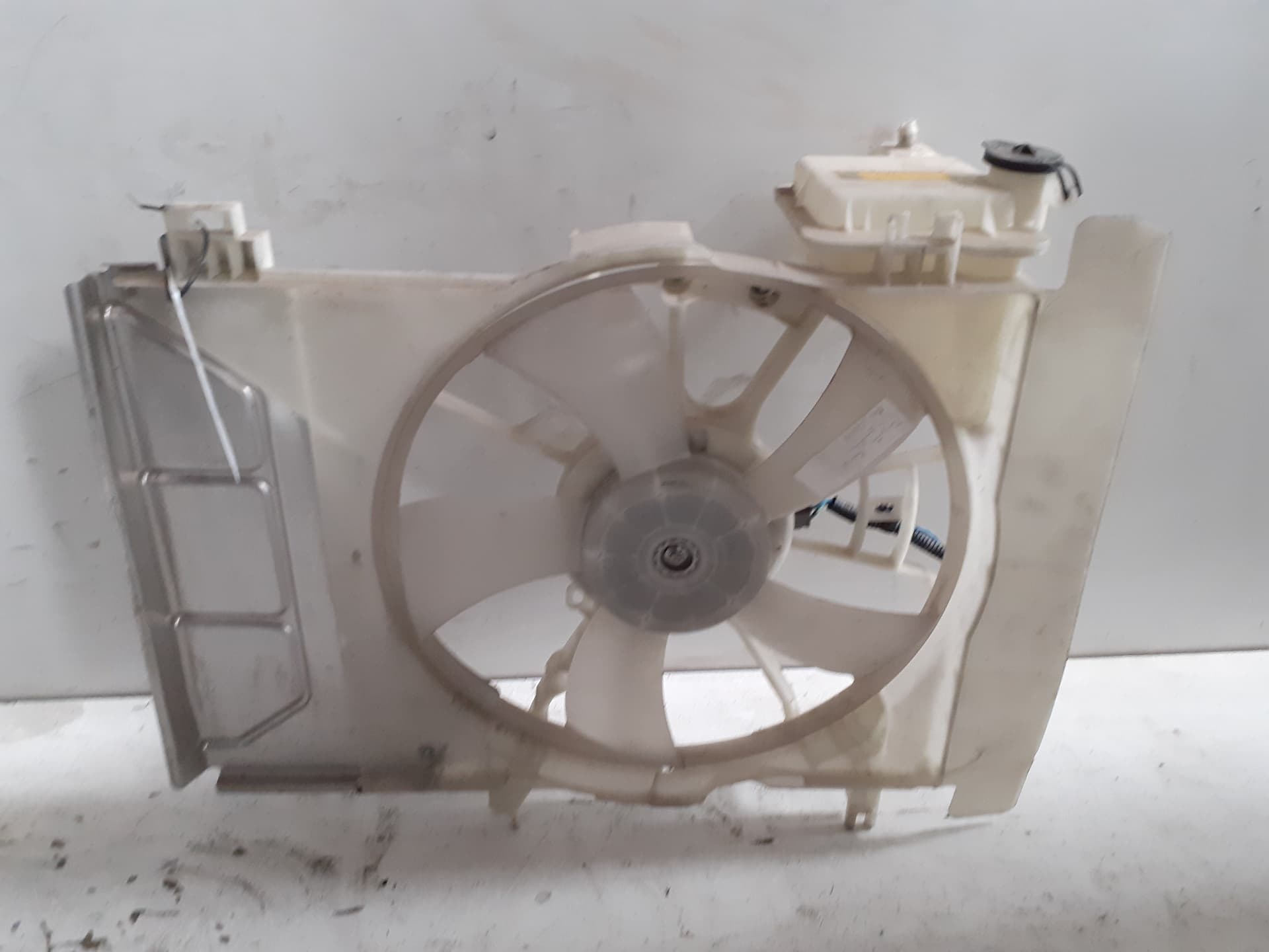 Electroventilador TOYOTA YARIS (NCP1/NLP1/SCP1)