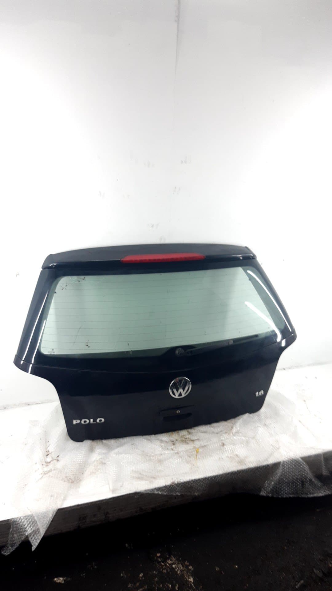 Porton trasero VOLKSWAGEN POLO (9N1)