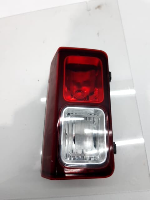 Piloto trasero derecho interior FIAT TALENTO