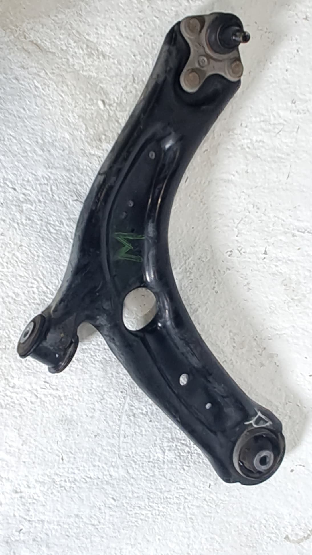 Brazo suspension inferior delantero derecho VOLKSWAGEN TIGUAN (AX1) 2