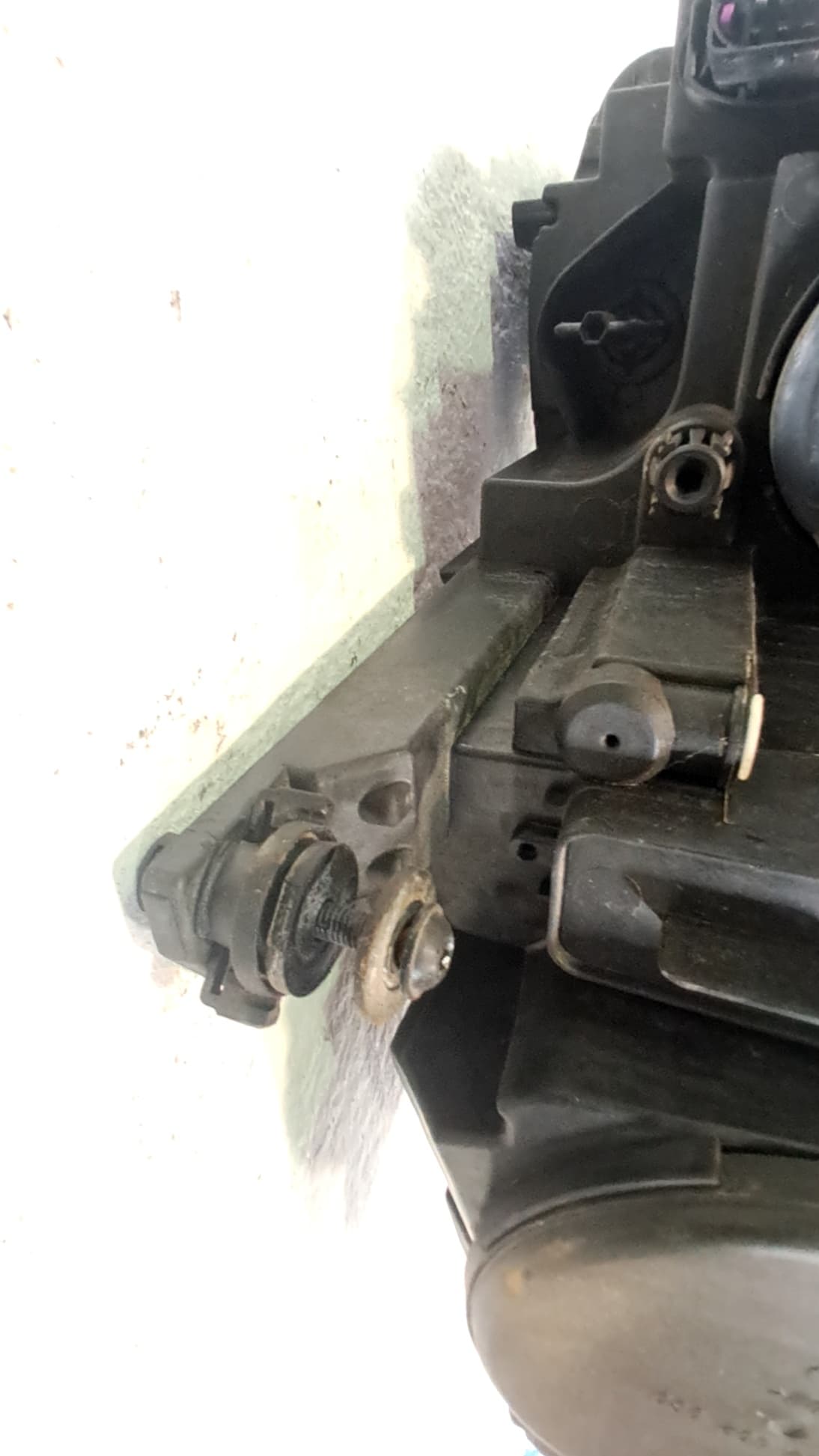 Faro derecho VOLKSWAGEN TIGUAN (AX1) 3