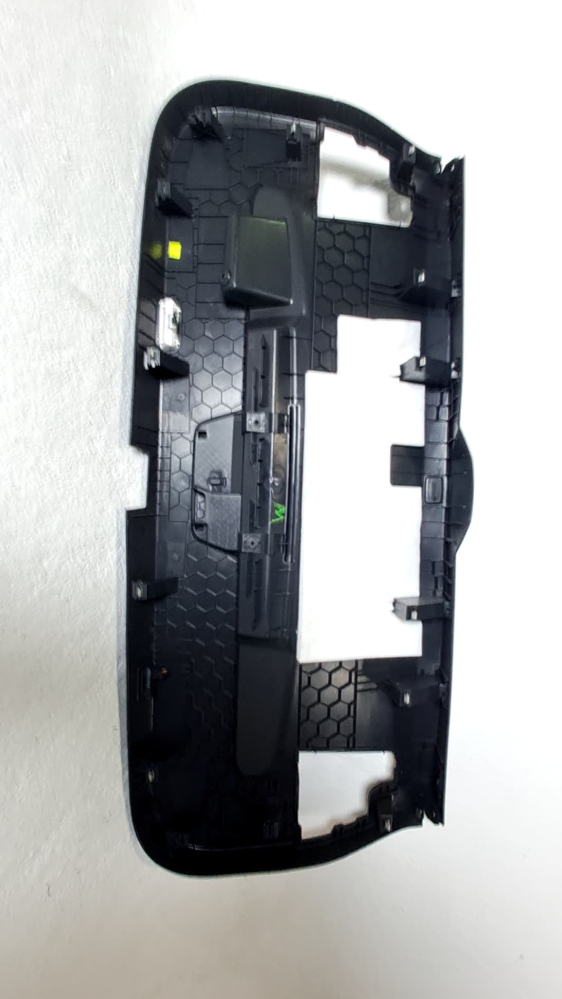 Guarnecido porton trasero VOLKSWAGEN TIGUAN (AX1) 3
