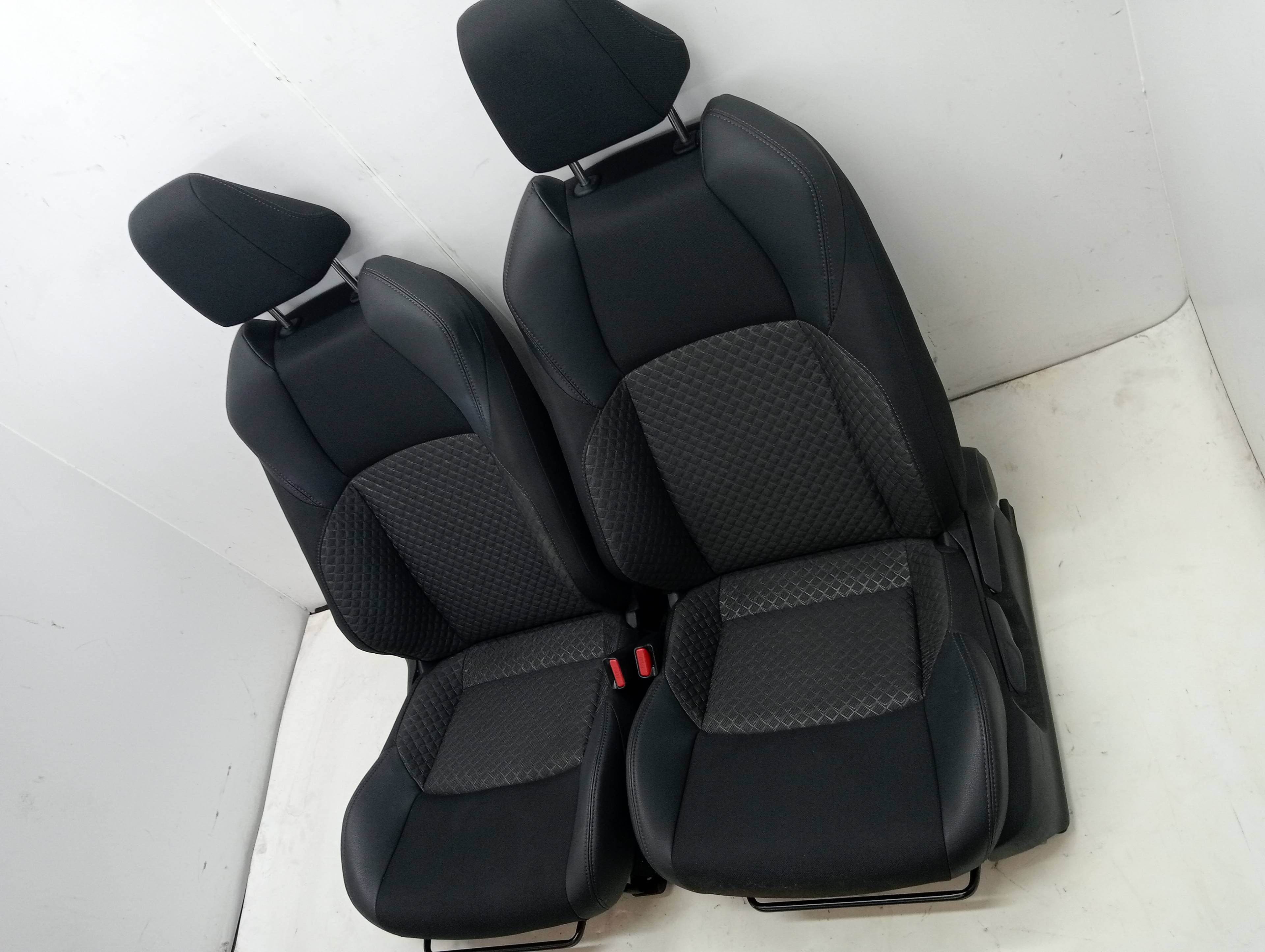 Juego asientos completo TOYOTA C-HR 3