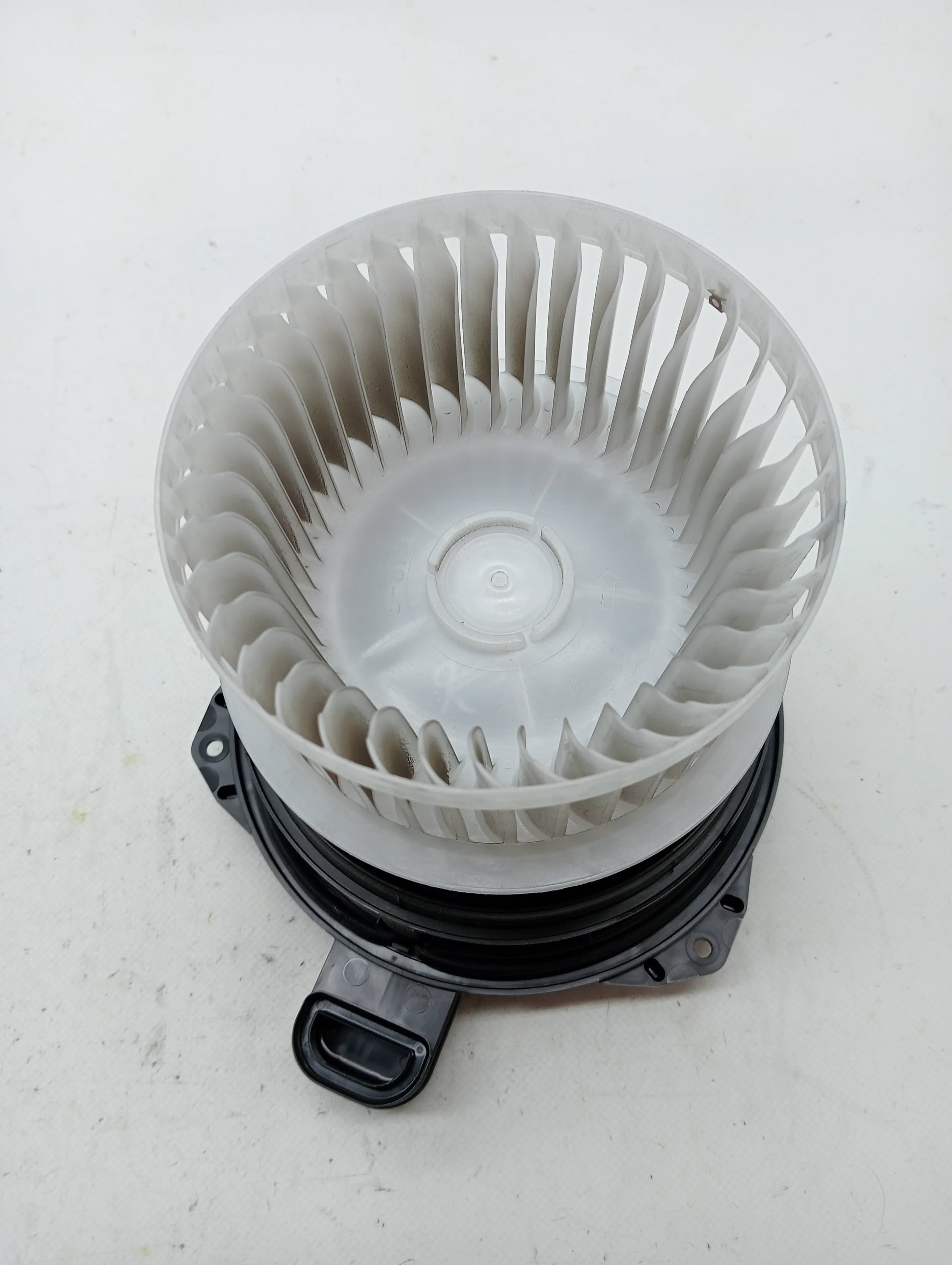 Motor calefaccion TOYOTA C-HR 3