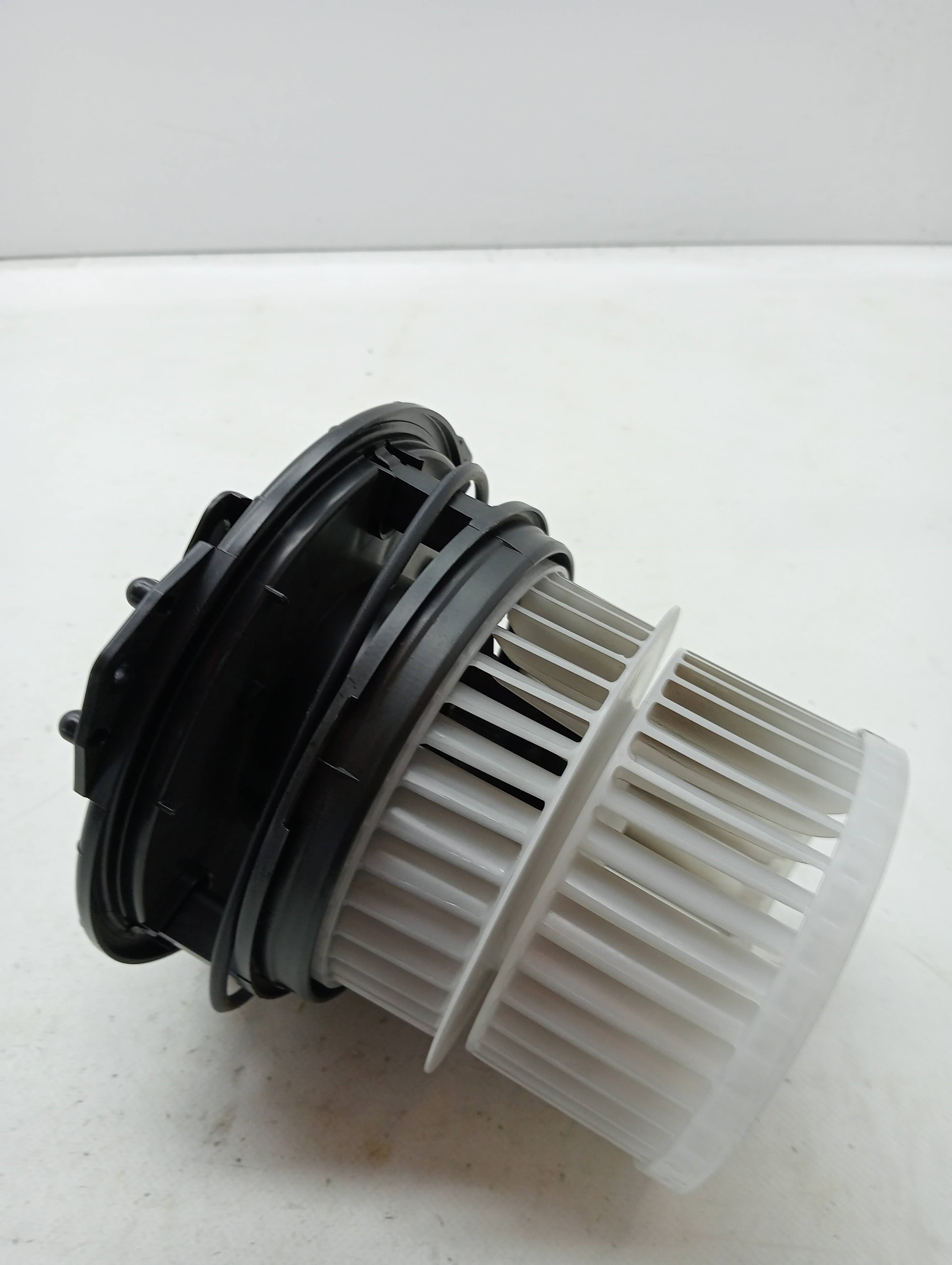 Motor calefaccion TOYOTA C-HR 2