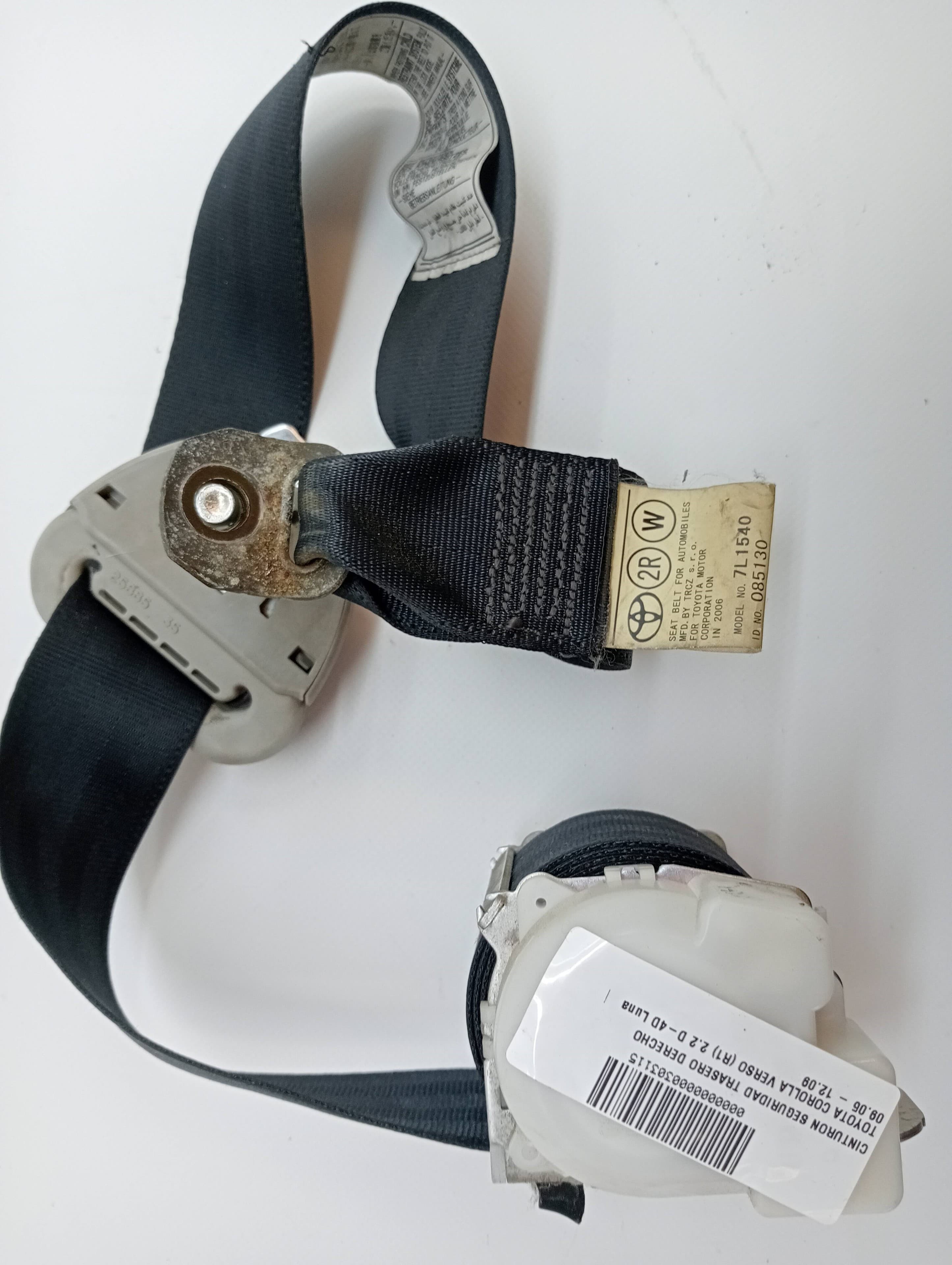 Cinturon seguridad trasero derecho TOYOTA COROLLA VERSO (R1)