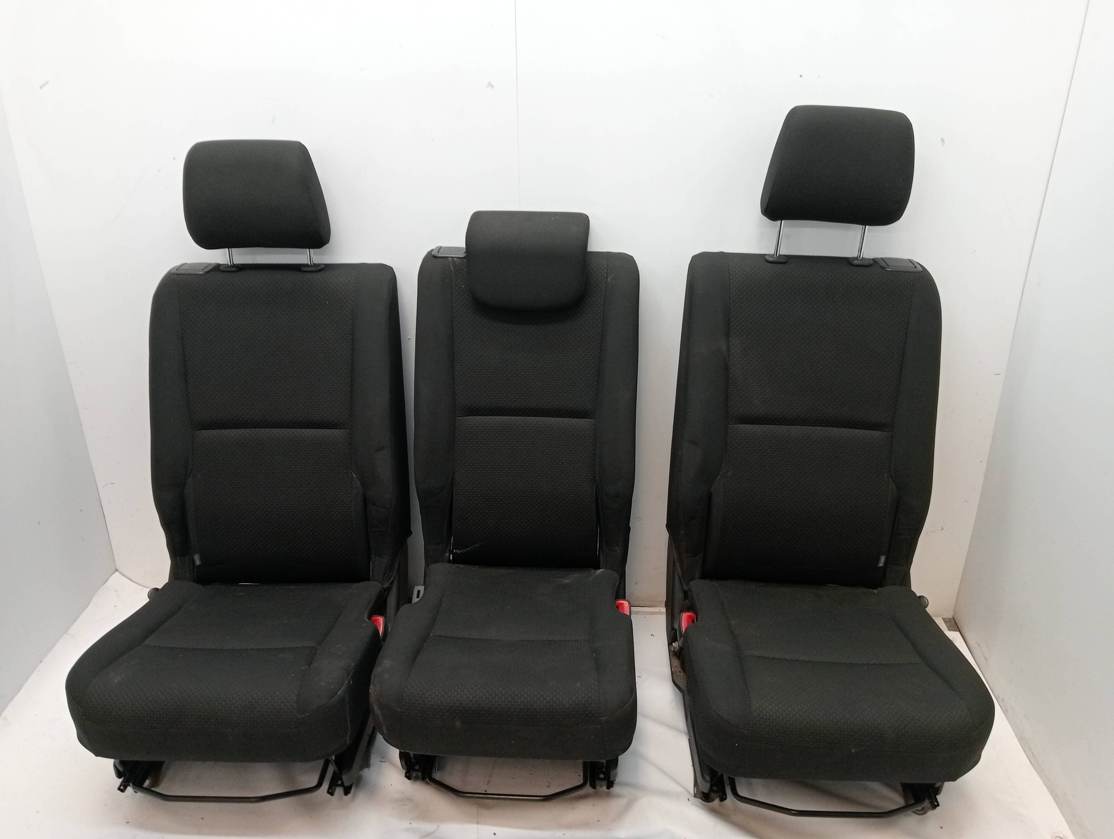 Juego asientos completo TOYOTA COROLLA VERSO (R1) 5