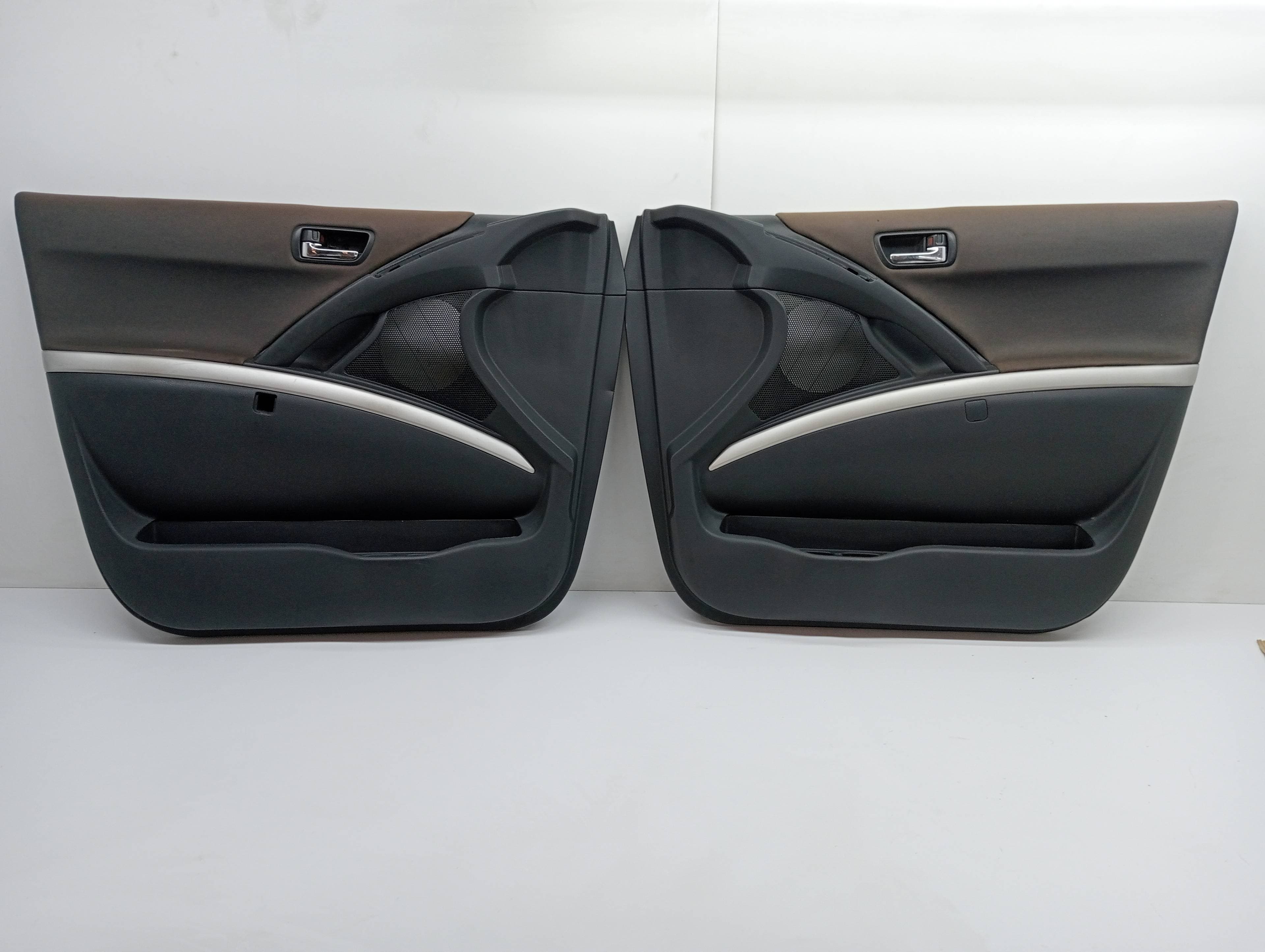 Juego asientos completo TOYOTA COROLLA VERSO (R1) 3