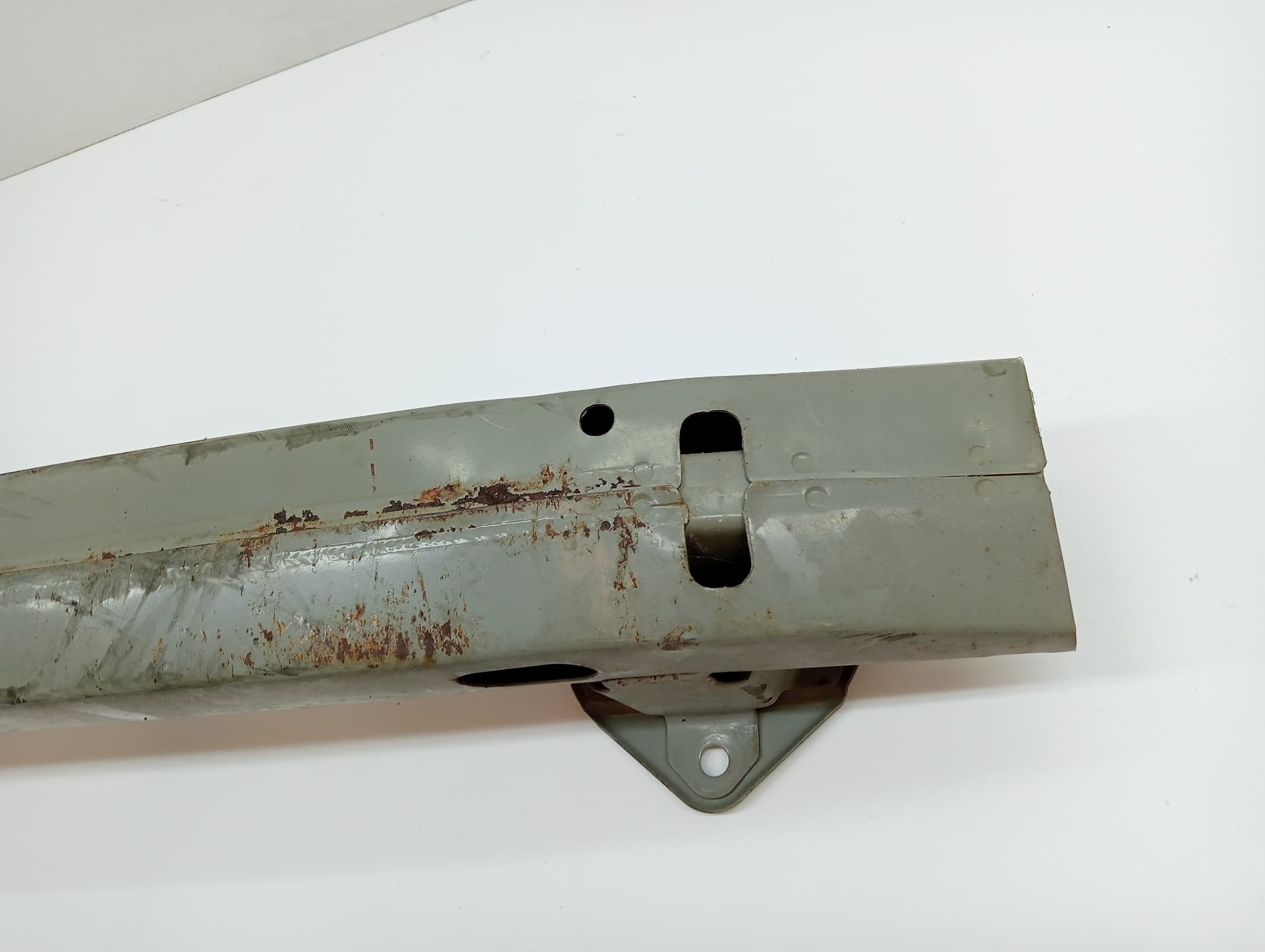 Refuerzo paragolpes trasero TOYOTA COROLLA VERSO (R1) 2