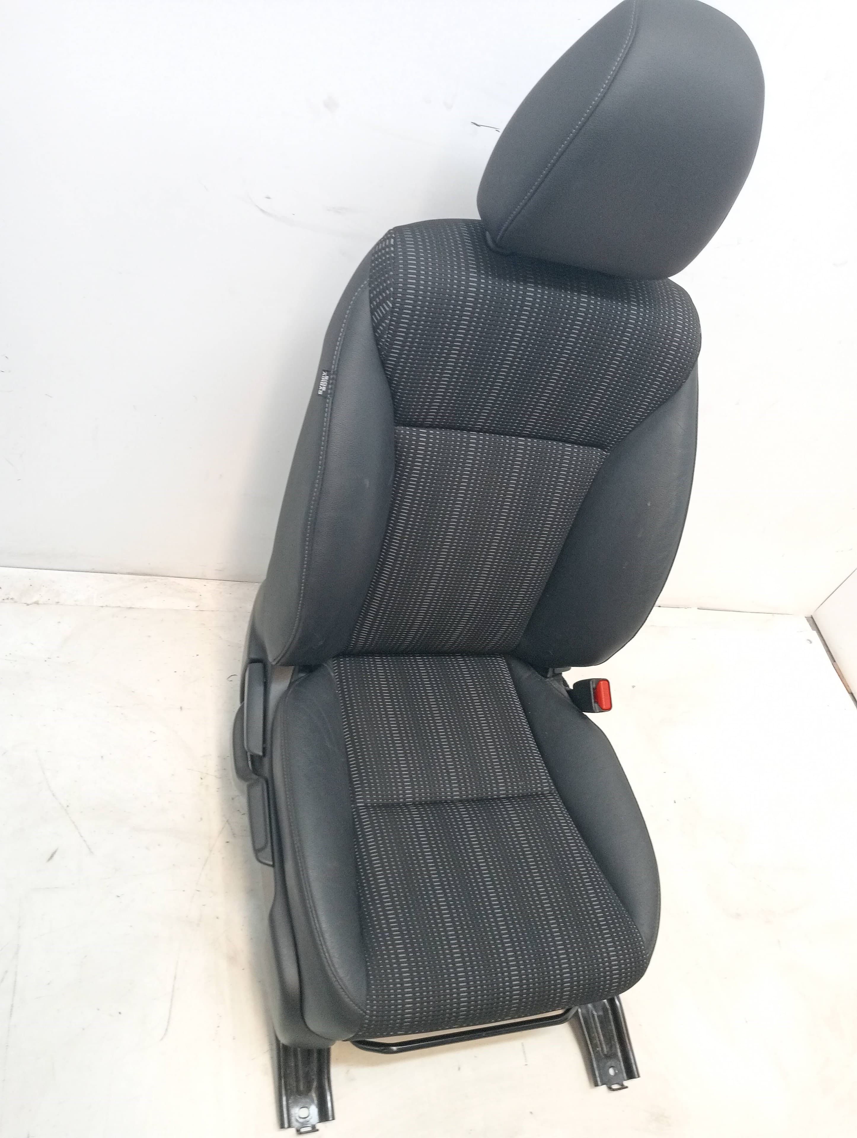 Asiento delantero derecho HONDA HR-V (..) 2