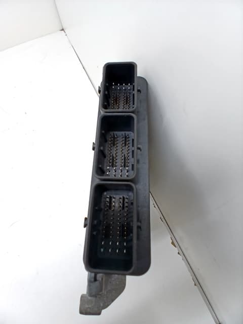 Centralita motor uce LAND ROVER DISCOVERY III (L319) 2