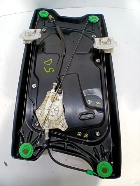 Elevalunas delantero derecho LAND ROVER DISCOVERY III (L319) 3