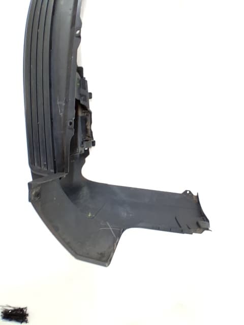 Paragolpes trasero LAND ROVER DISCOVERY III (L319) 4