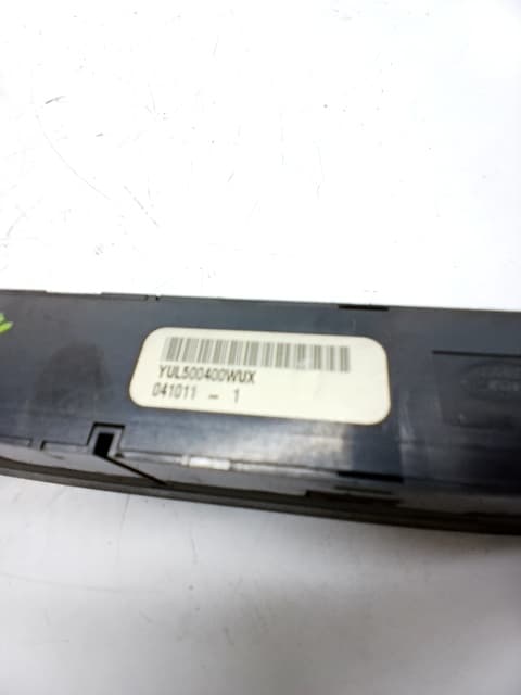 Warning LAND ROVER DISCOVERY III (L319) 3