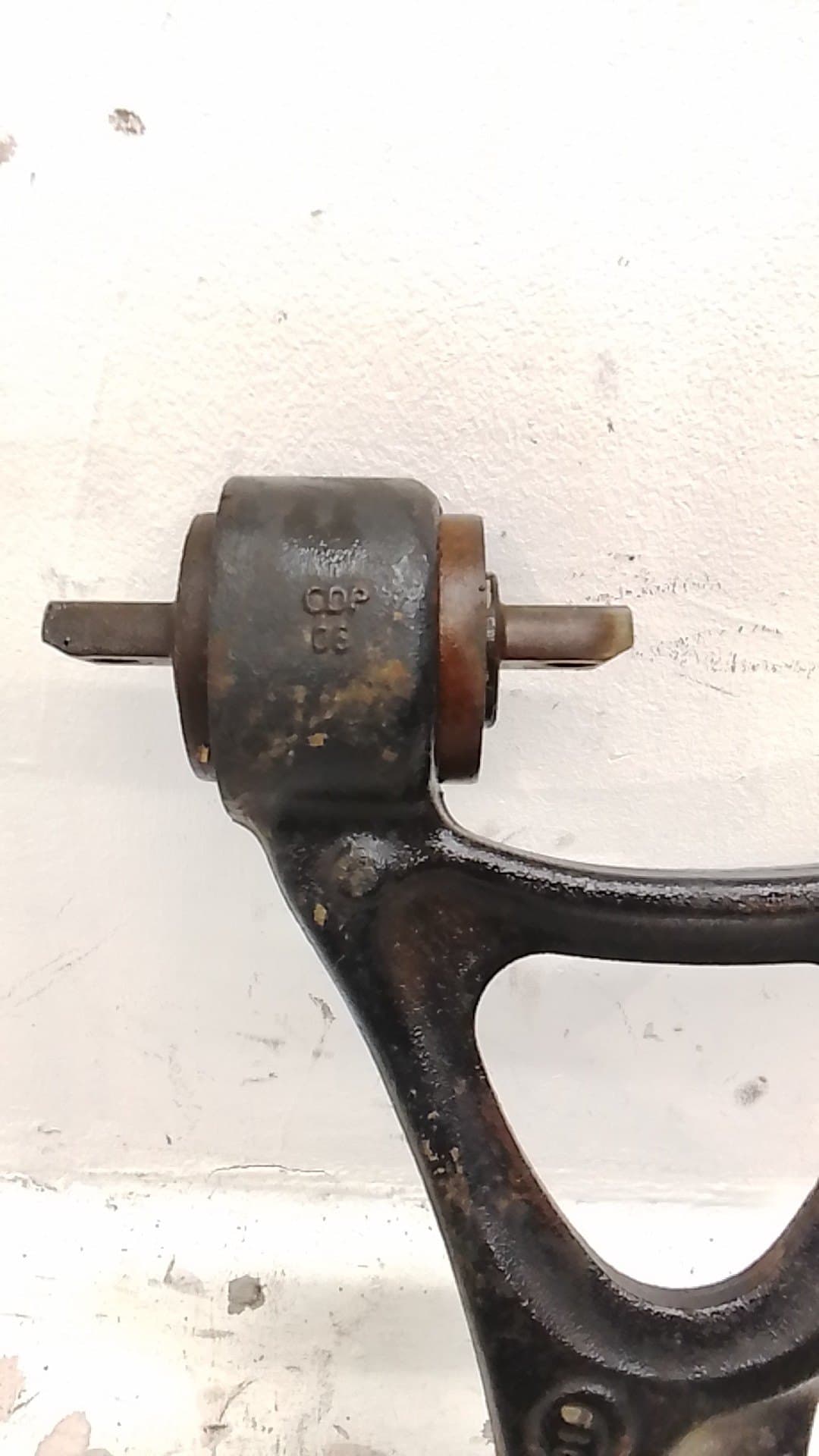 Brazo suspension inferior delantero izquierdo VOLVO XC90 5