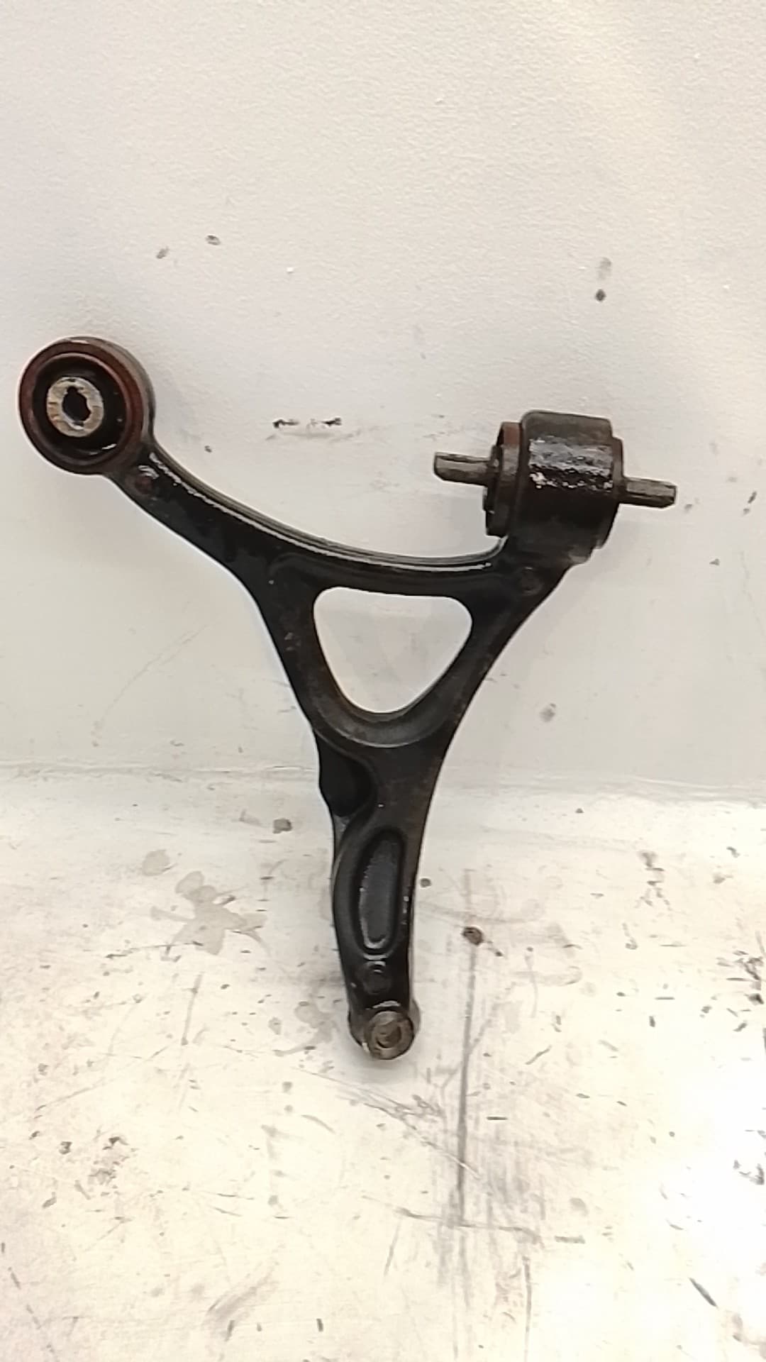 Brazo suspension inferior delantero izquierdo VOLVO XC90 2