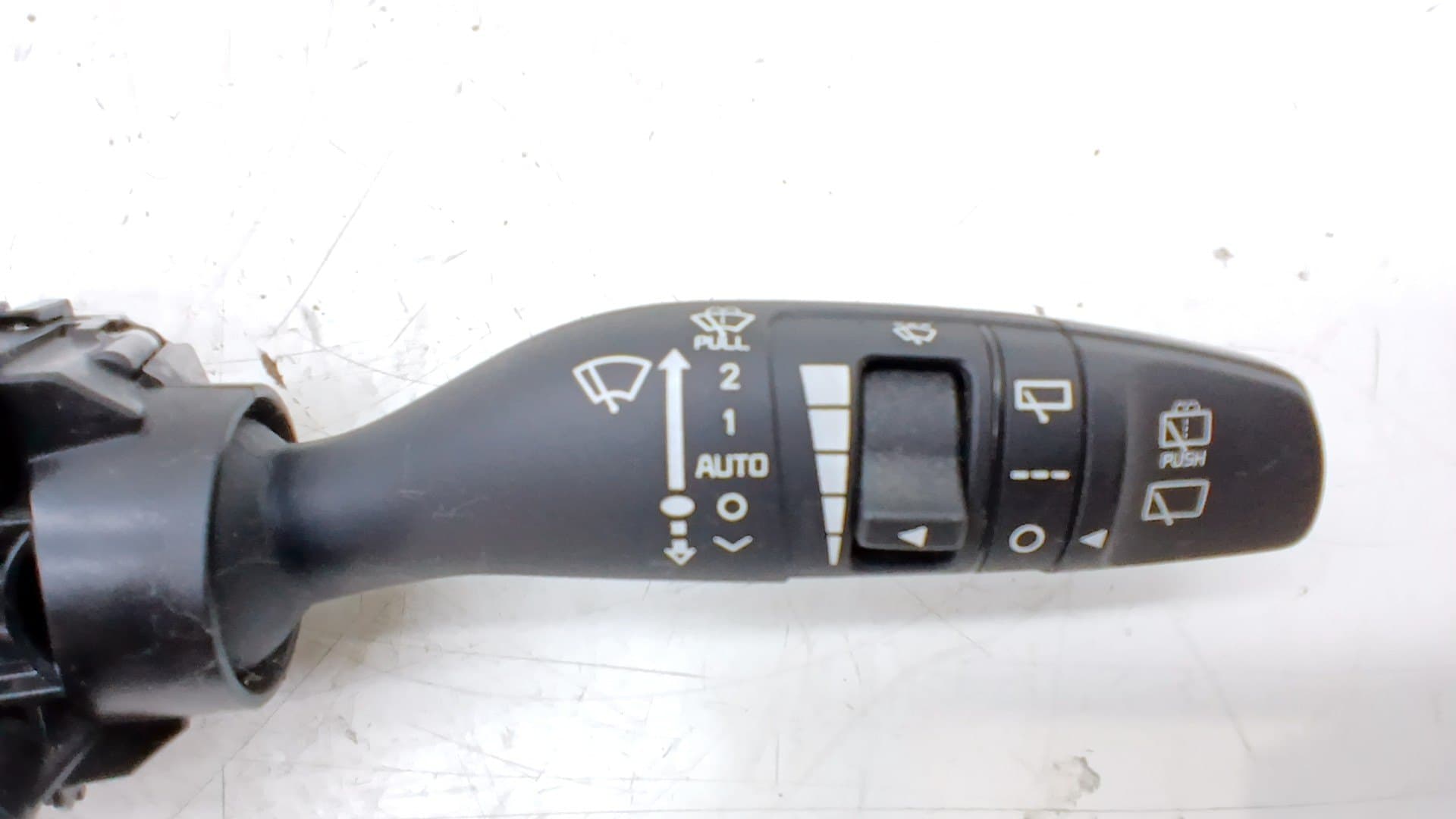 Mando limpia KIA CARENS 3