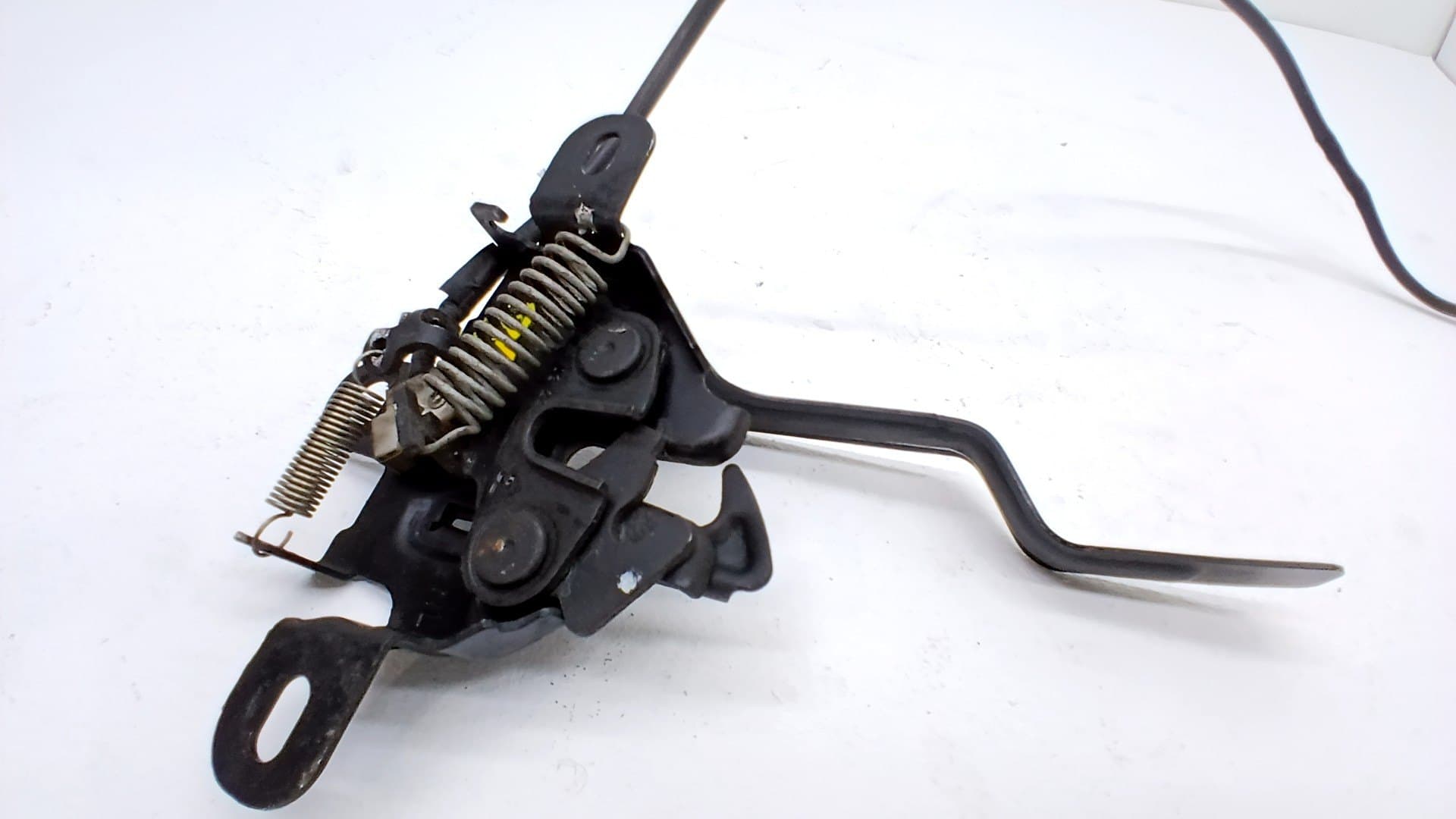 Cerradura capot TOYOTA YARIS CROSS 2