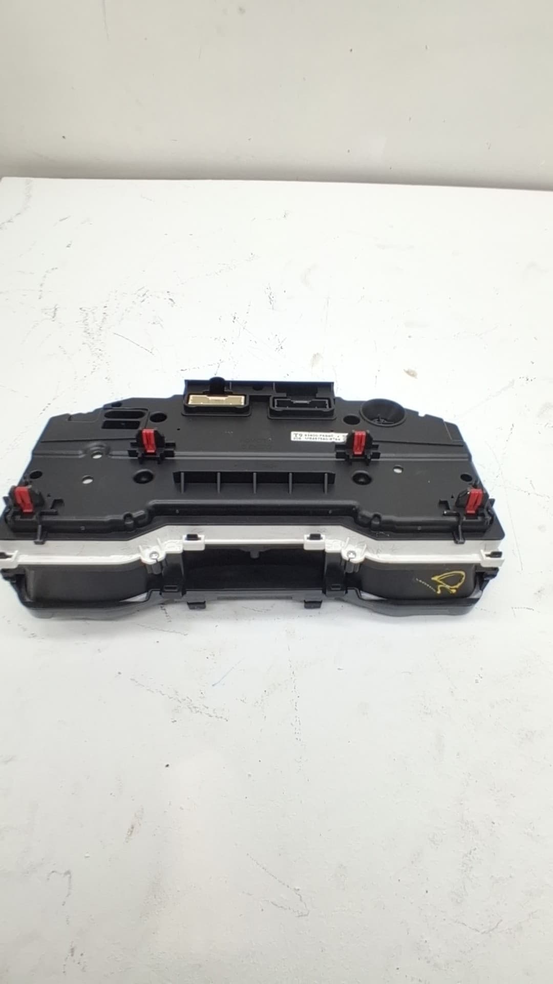Cuadro instrumentos TOYOTA YARIS CROSS 3