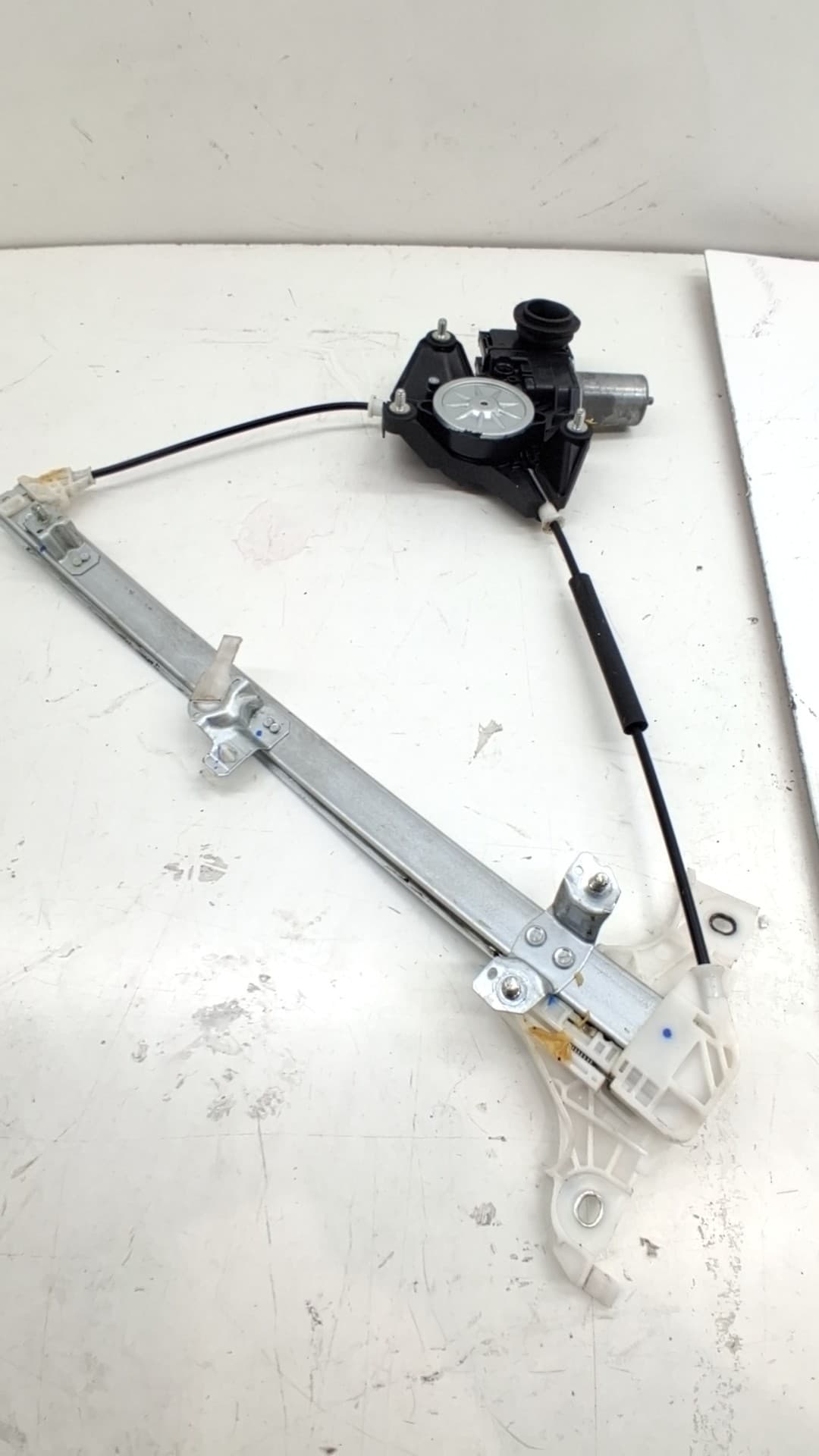 Elevalunas trasero derecho TOYOTA YARIS CROSS