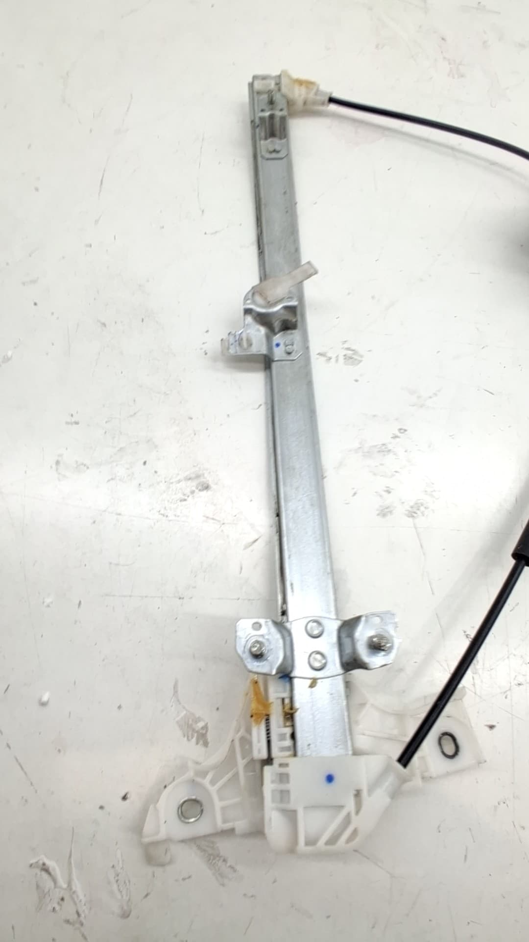 Elevalunas trasero derecho TOYOTA YARIS CROSS 4