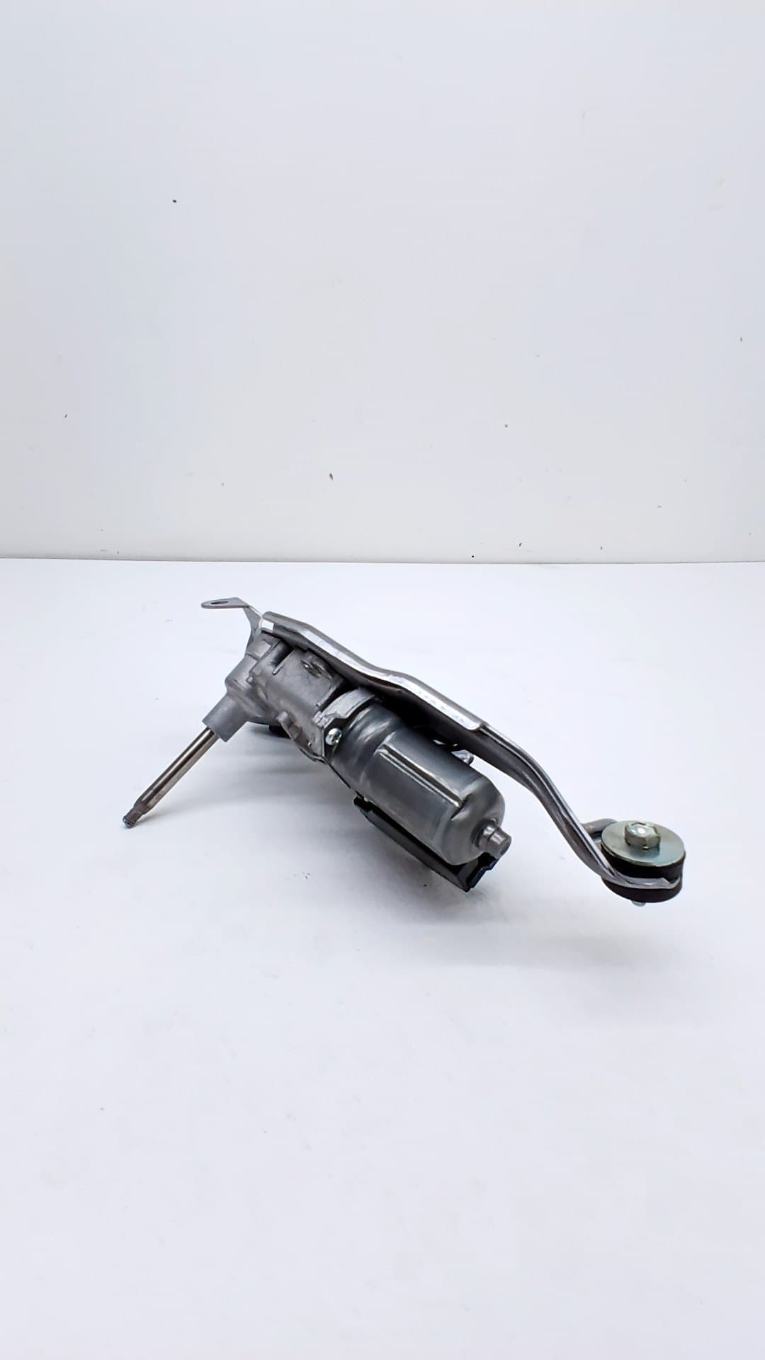 Motor limpia trasero TOYOTA YARIS CROSS 2