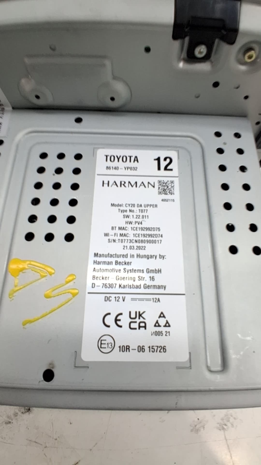 Pantalla multifuncion TOYOTA YARIS CROSS 4