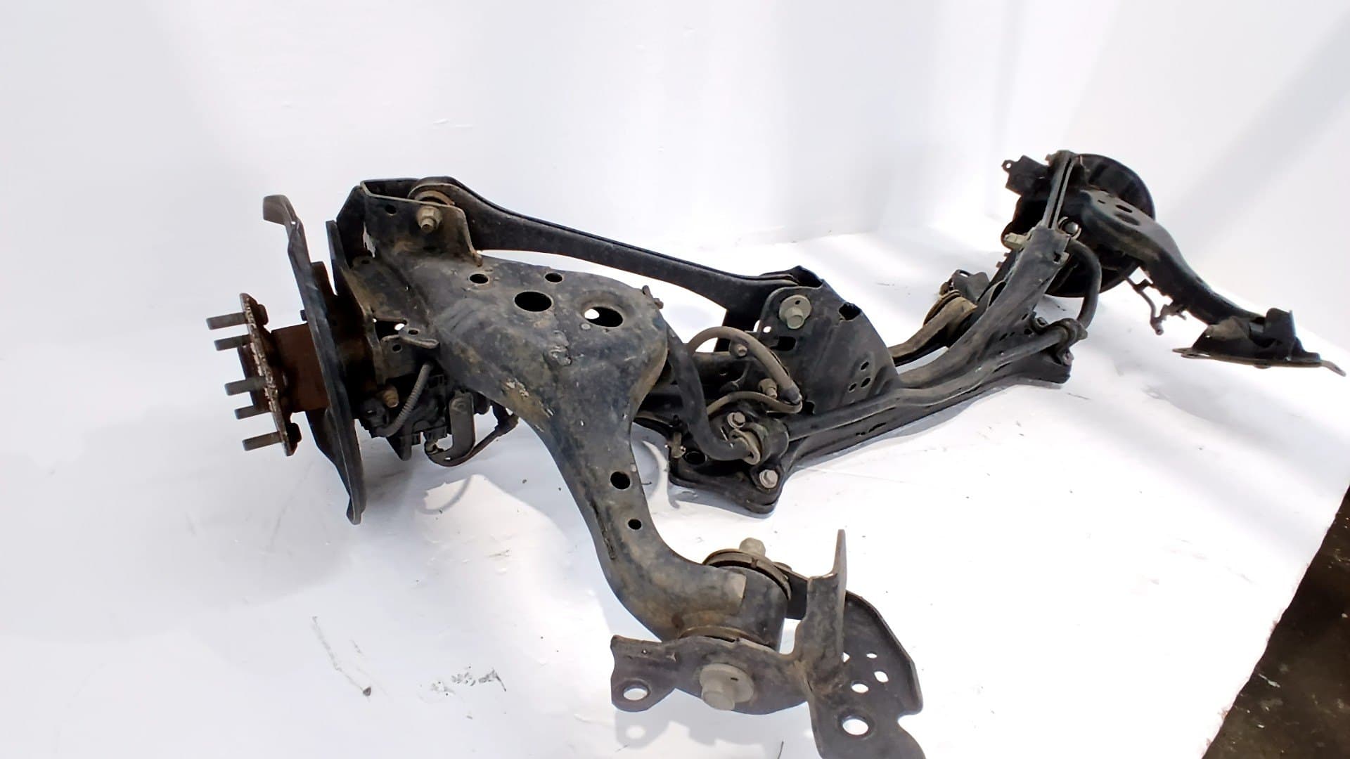 Puente trasero TOYOTA YARIS CROSS 2
