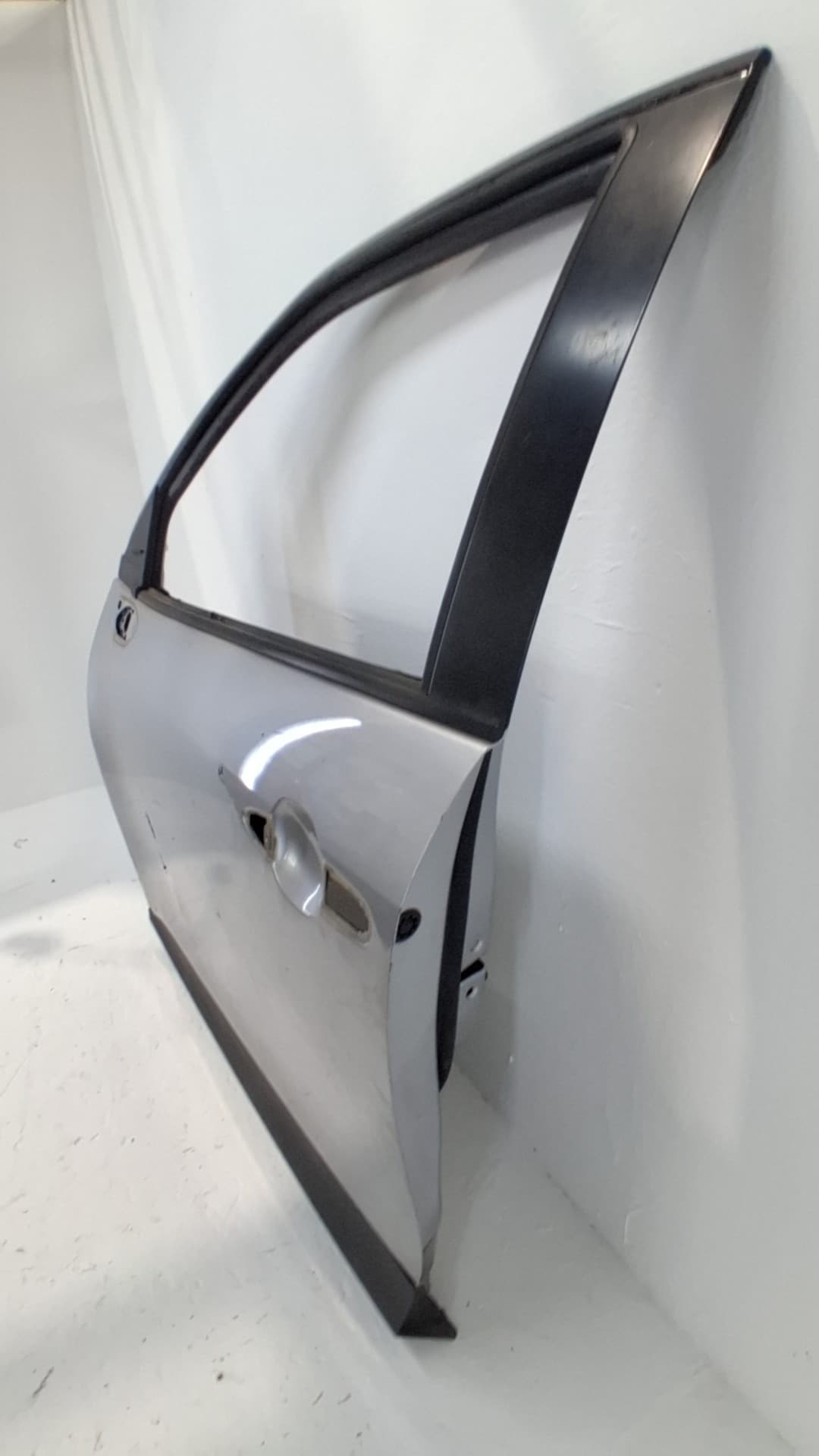 Puerta delantera izquierda TOYOTA YARIS CROSS 3