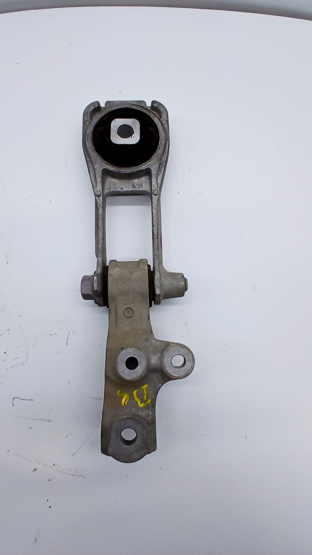 Soporte motor TOYOTA YARIS CROSS