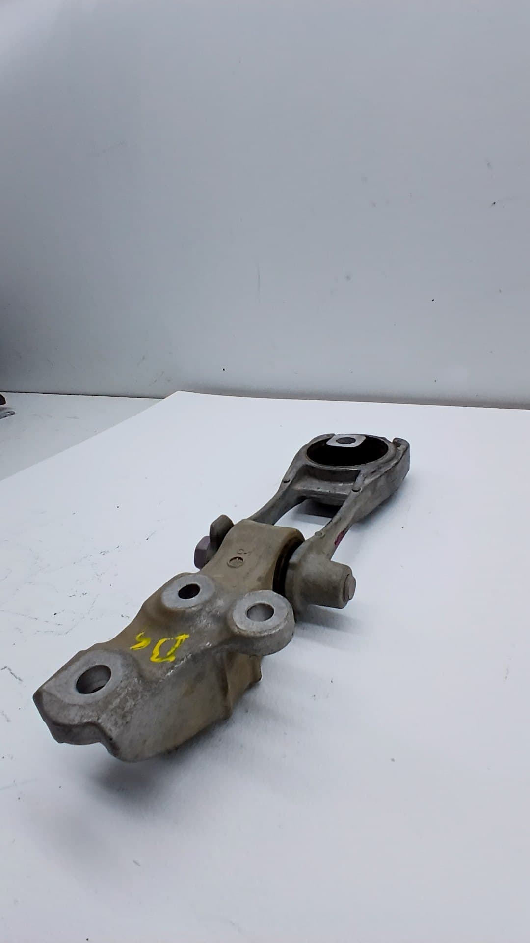 Soporte motor TOYOTA YARIS CROSS 4