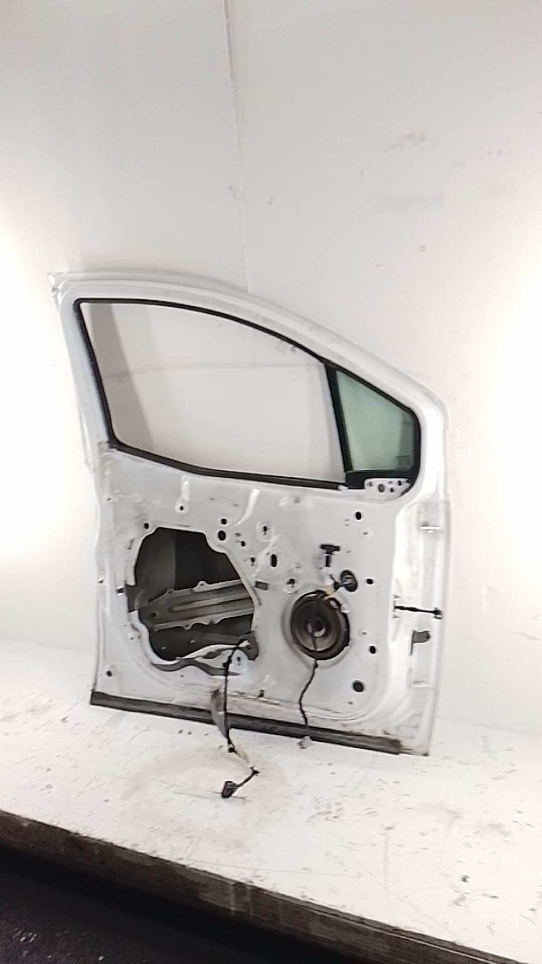 Puerta delantera izquierda FORD TRANSIT COURIER B460 MONOSPACE 3