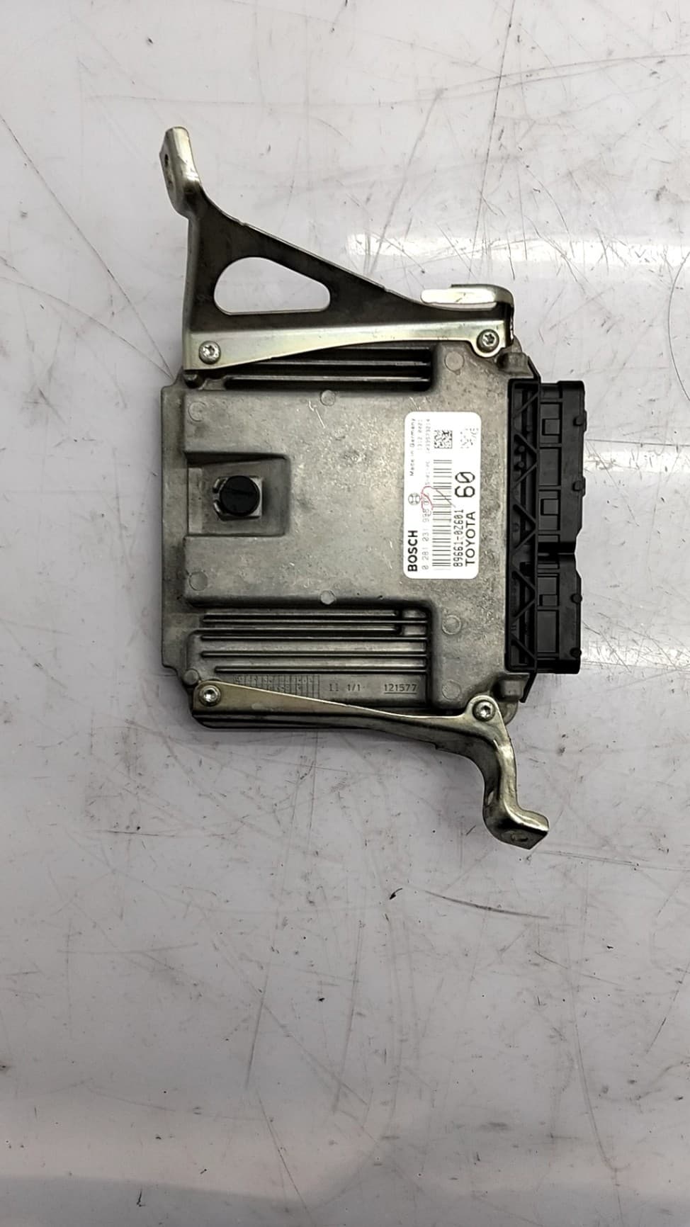 Centralita motor uce TOYOTA AURIS 4