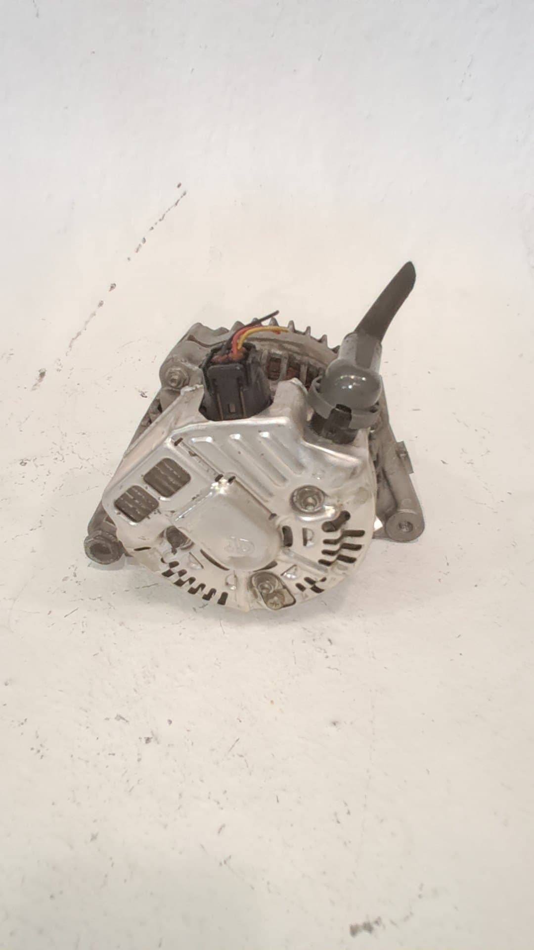 Alternador TOYOTA AVENSIS 4